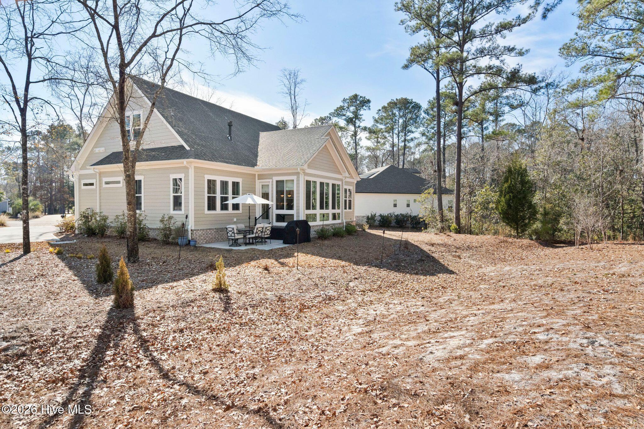 100551668 | Photo 86