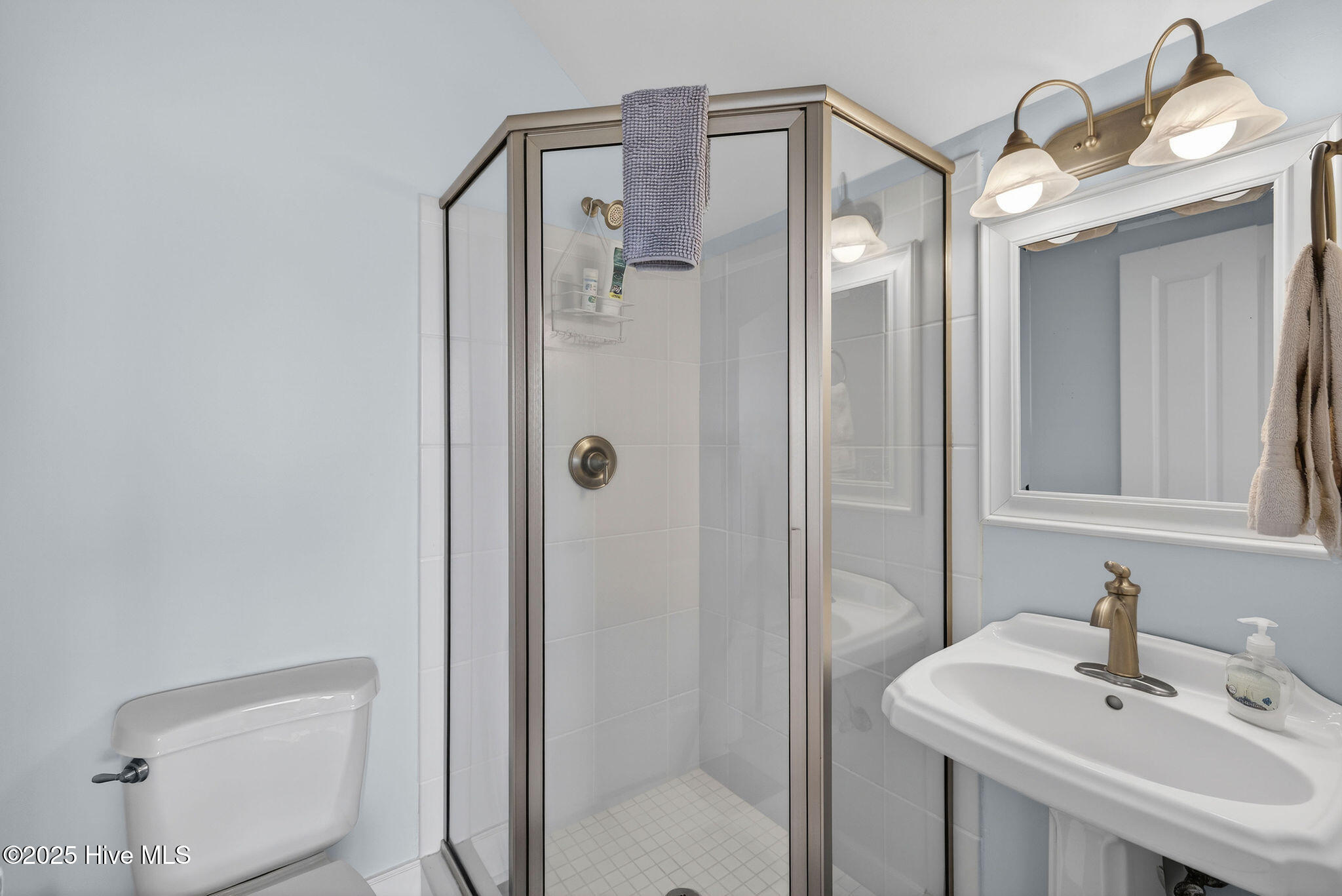 100546146 | Photo 45