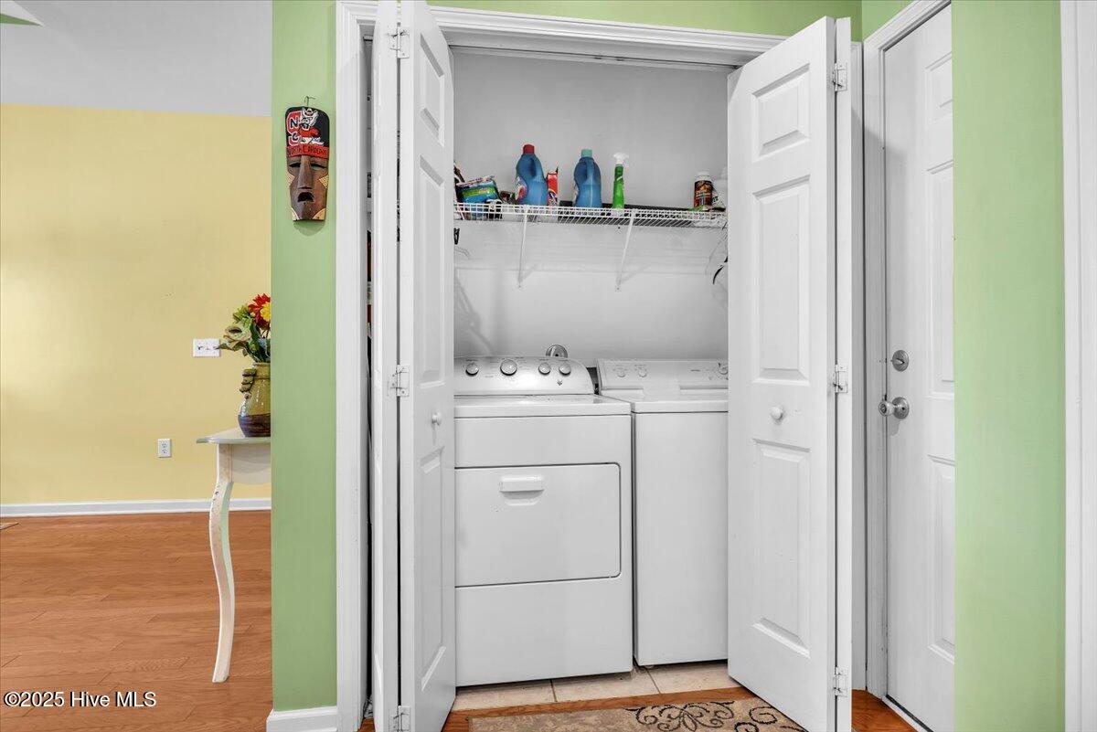 100532854 | Photo 13