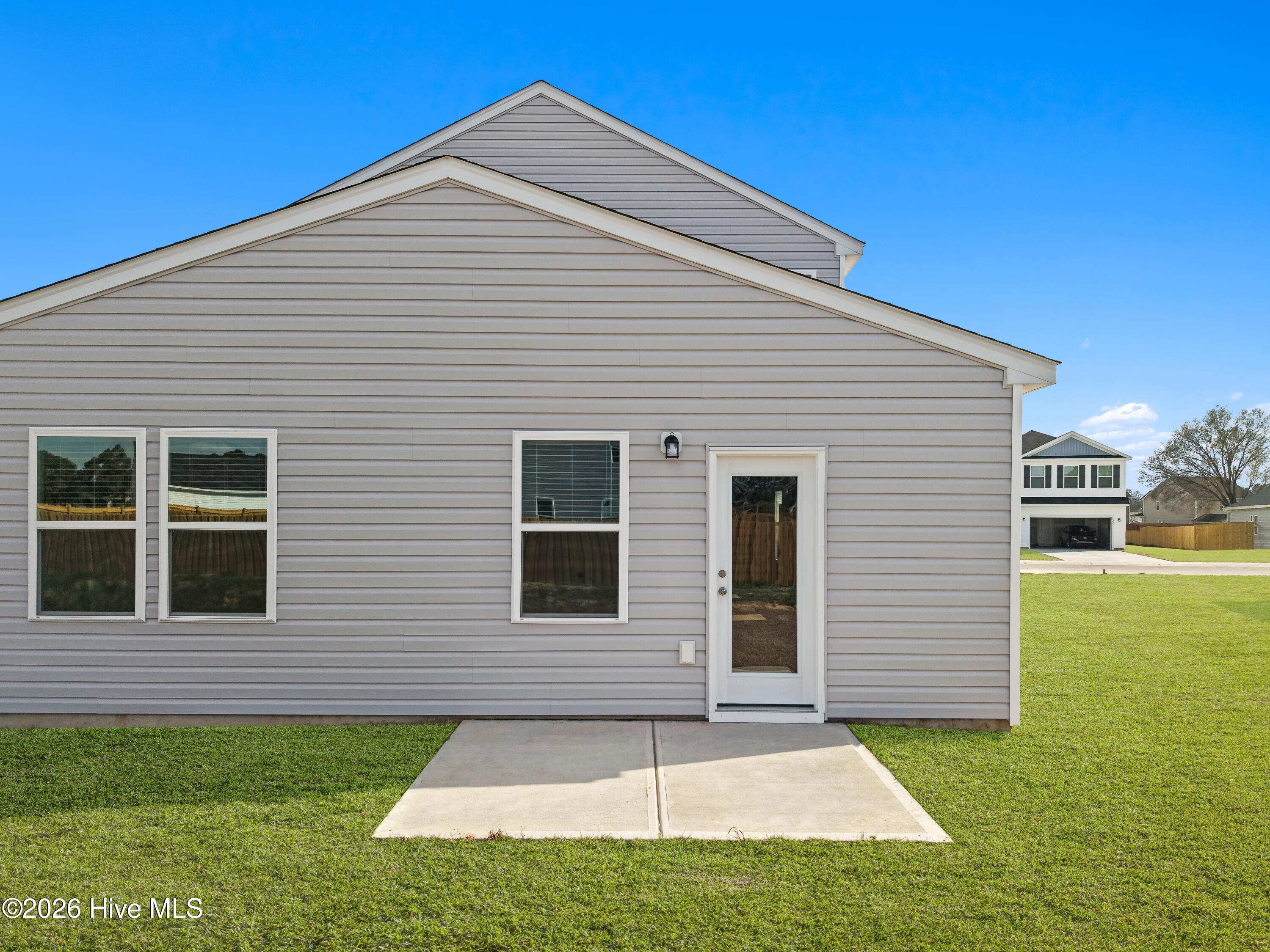 100538975 | Photo 44