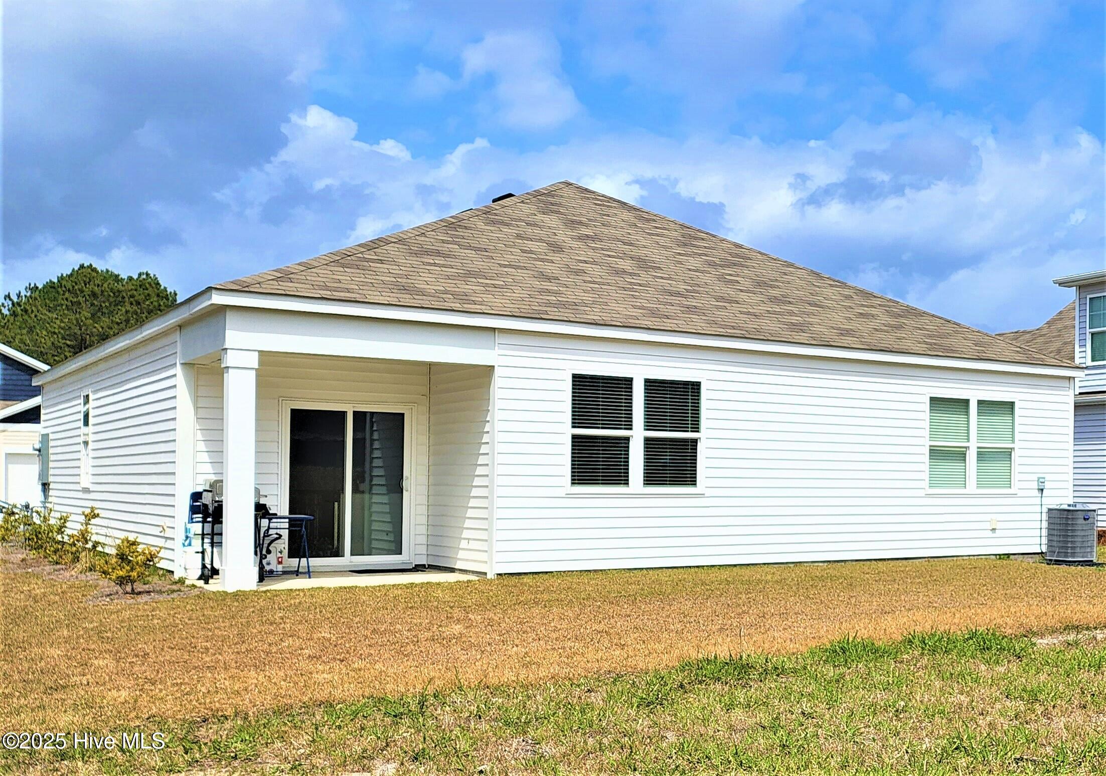 100560612 | Photo 12