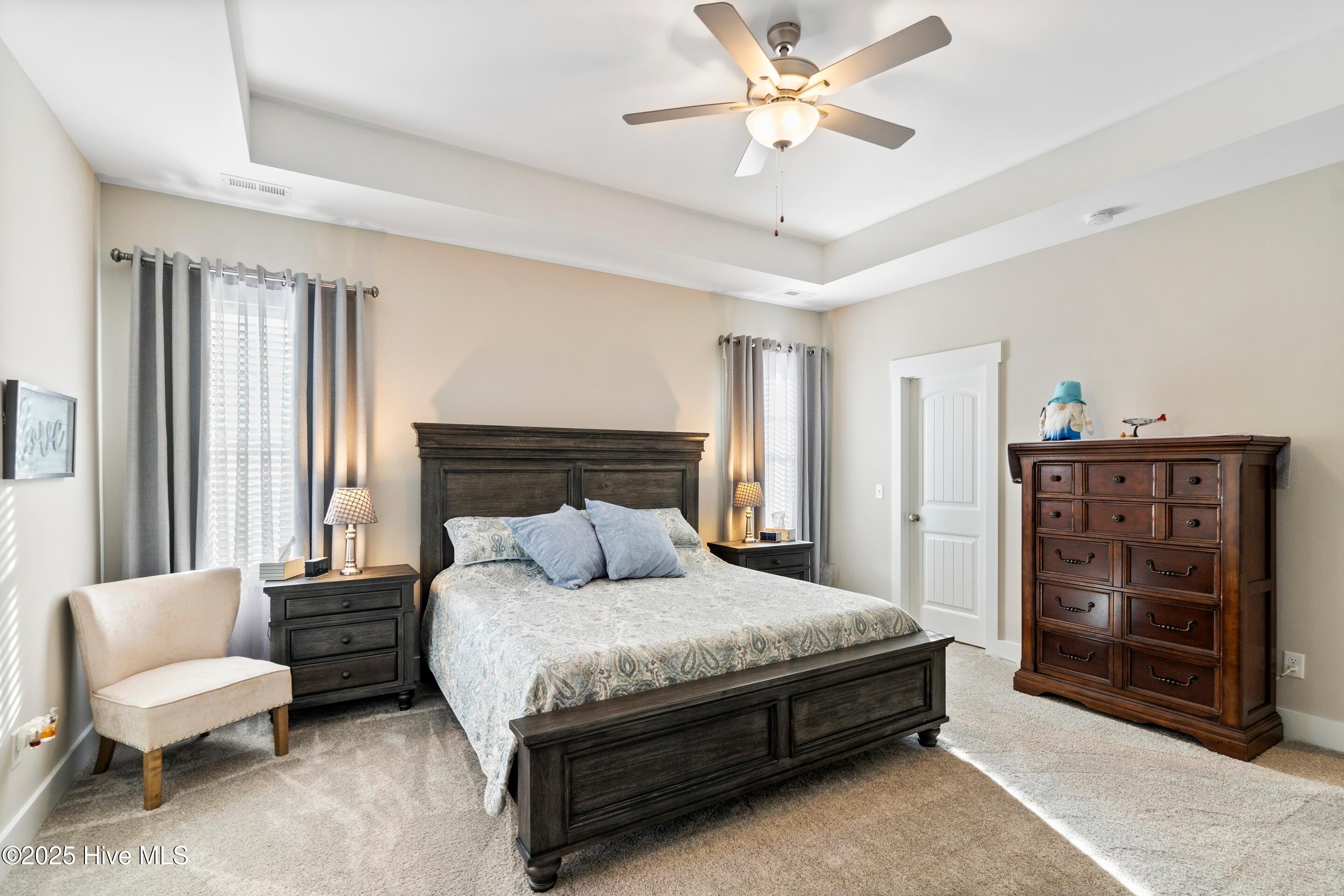 100538815 | Photo 16