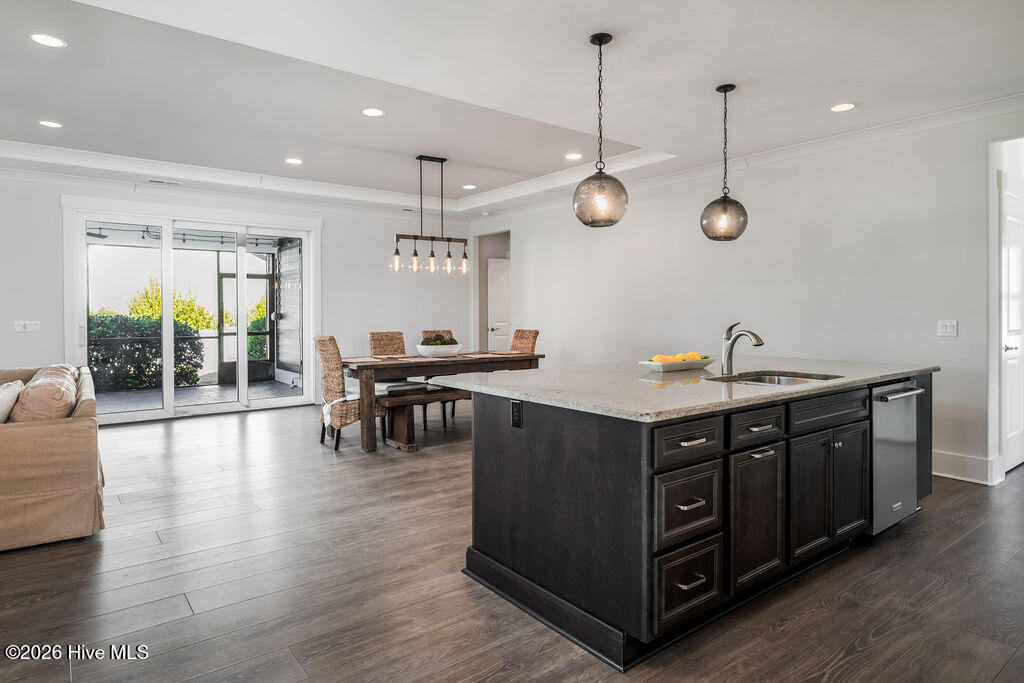 100551056 | Photo 12