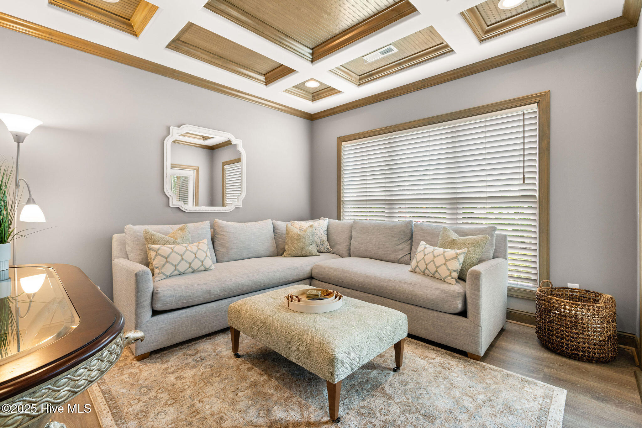 100517606 | Photo 38