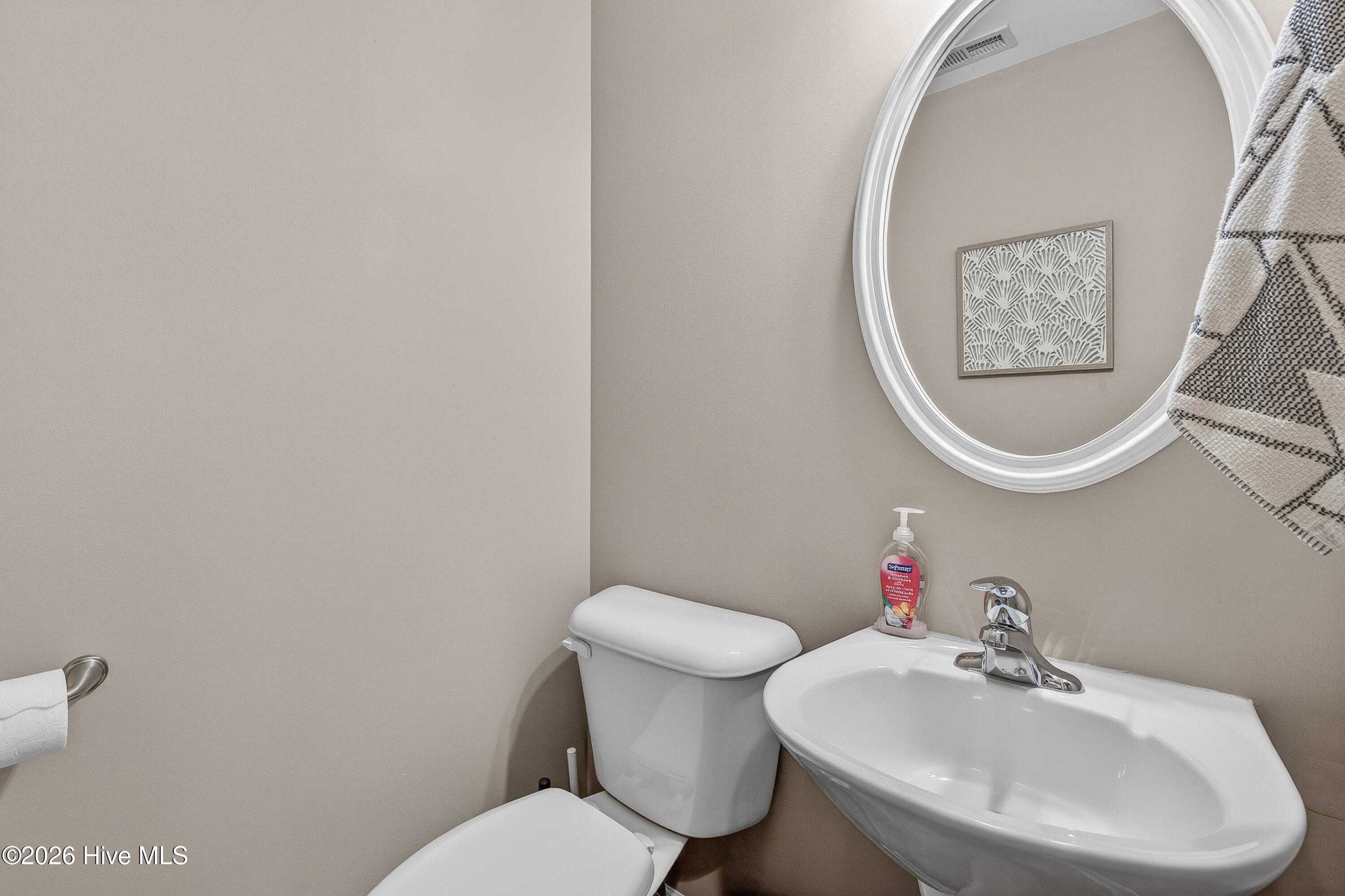 100566829 | Photo 29