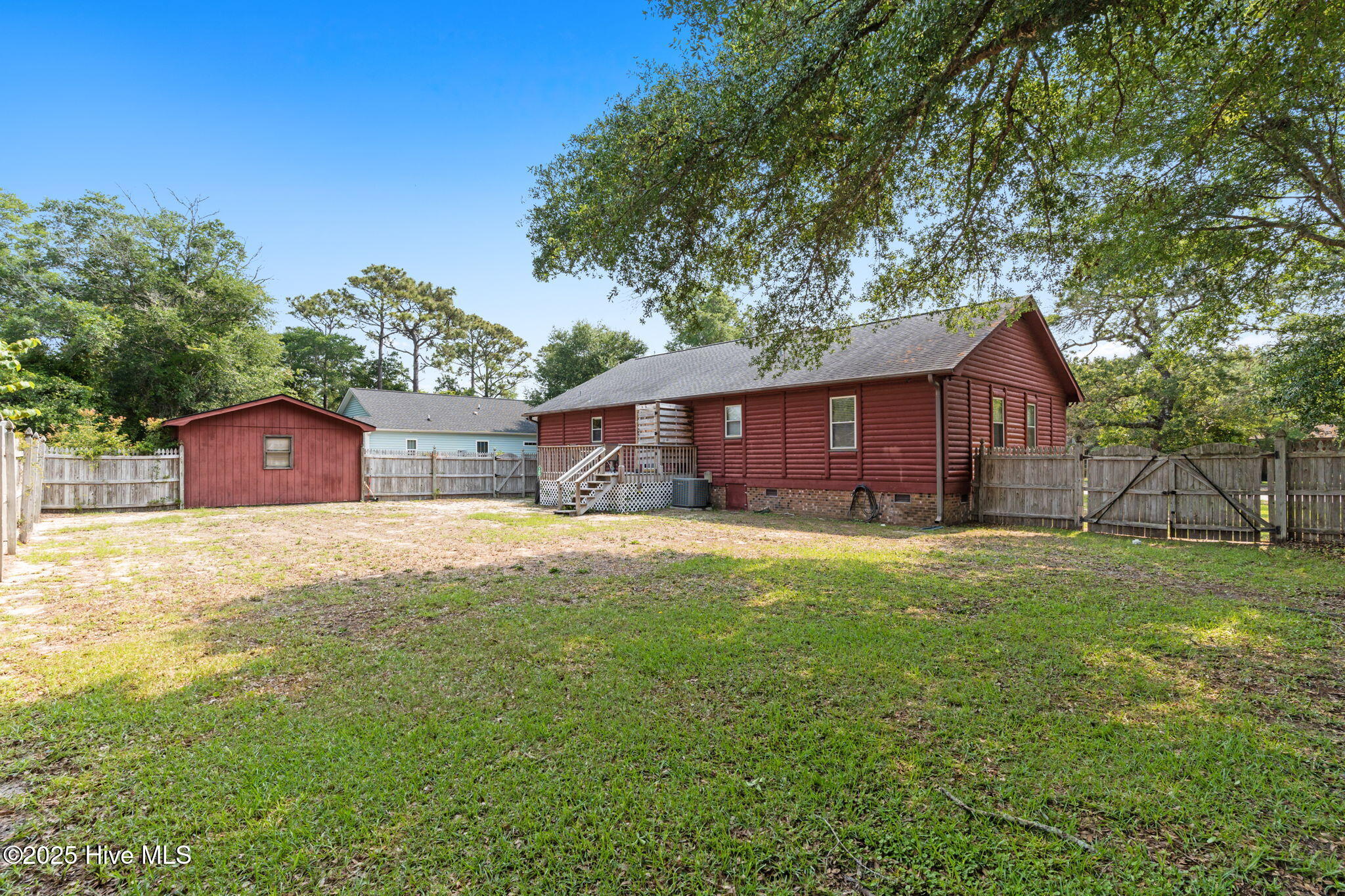 Homes for sale in Oak Island, NC | 103 Ne 17Th St, Oak Island, NC 28465 | MLS# 100511557