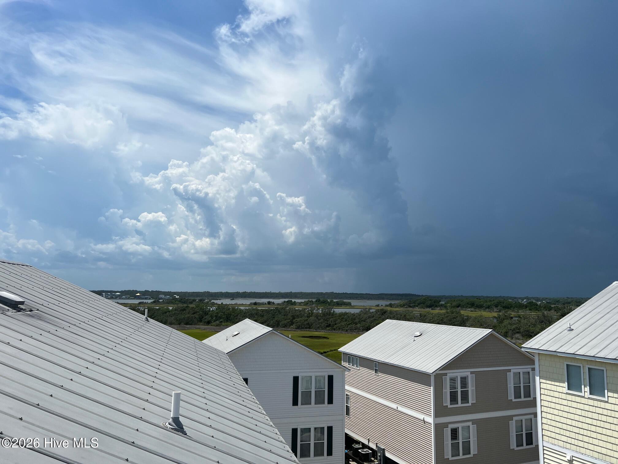 100550510 | Photo 46