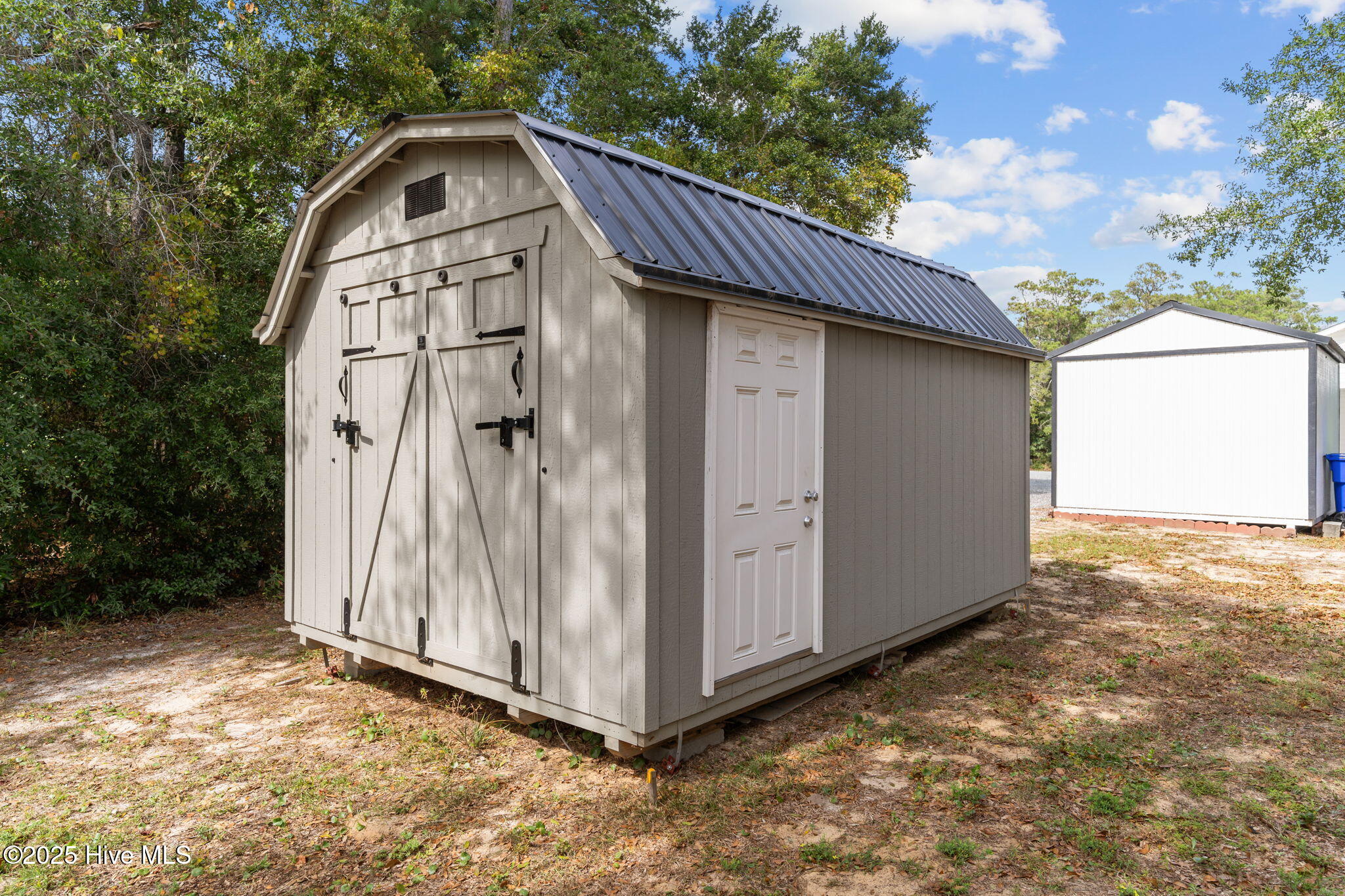 100535377 | Photo 45