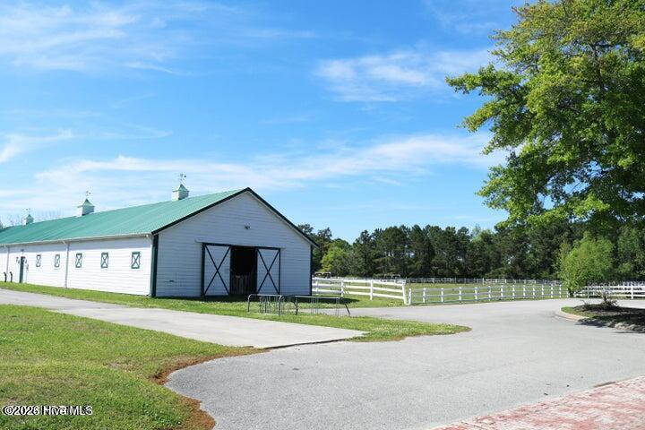 100564341 | Photo 60