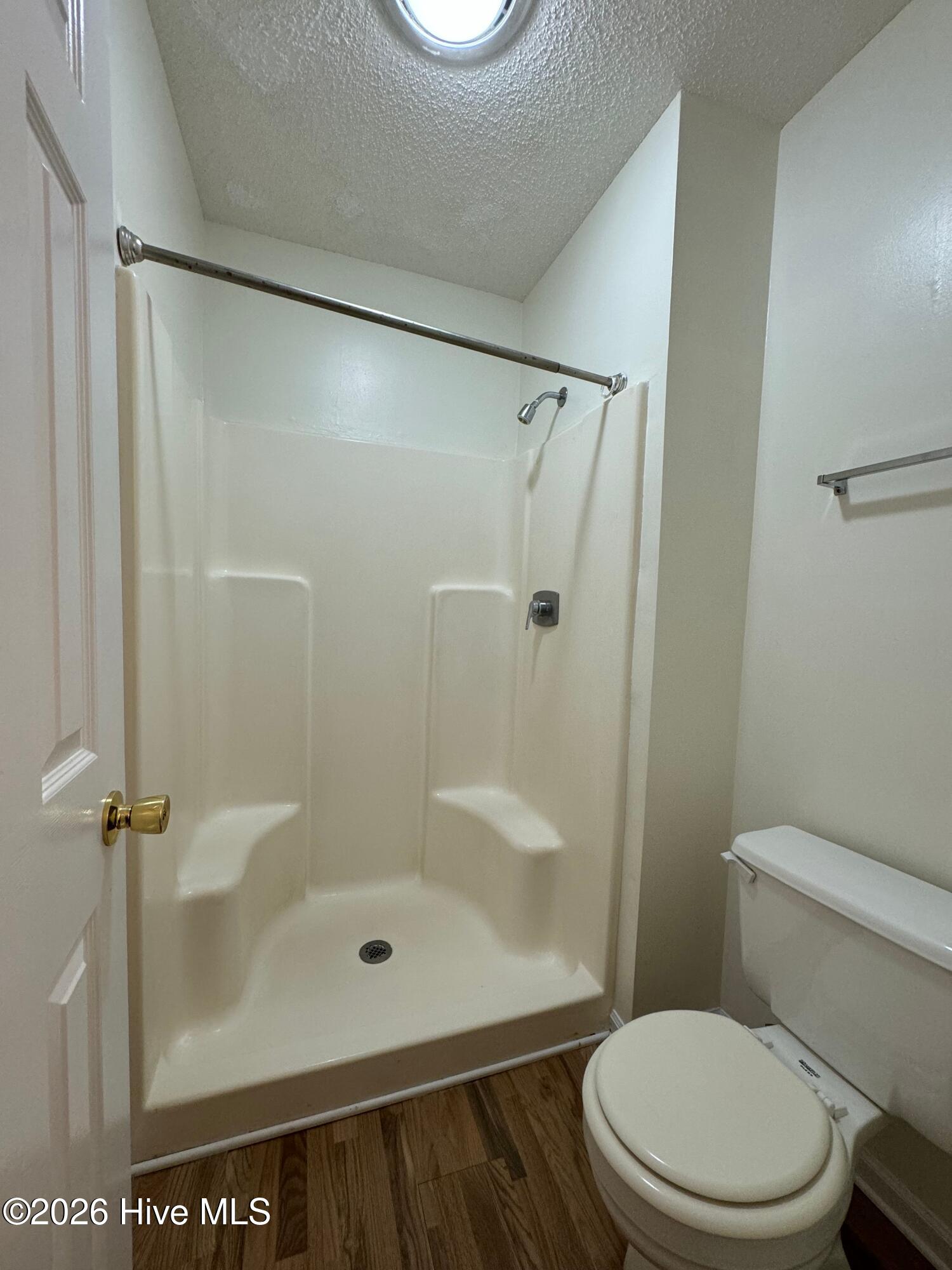 100548849 | Photo 11