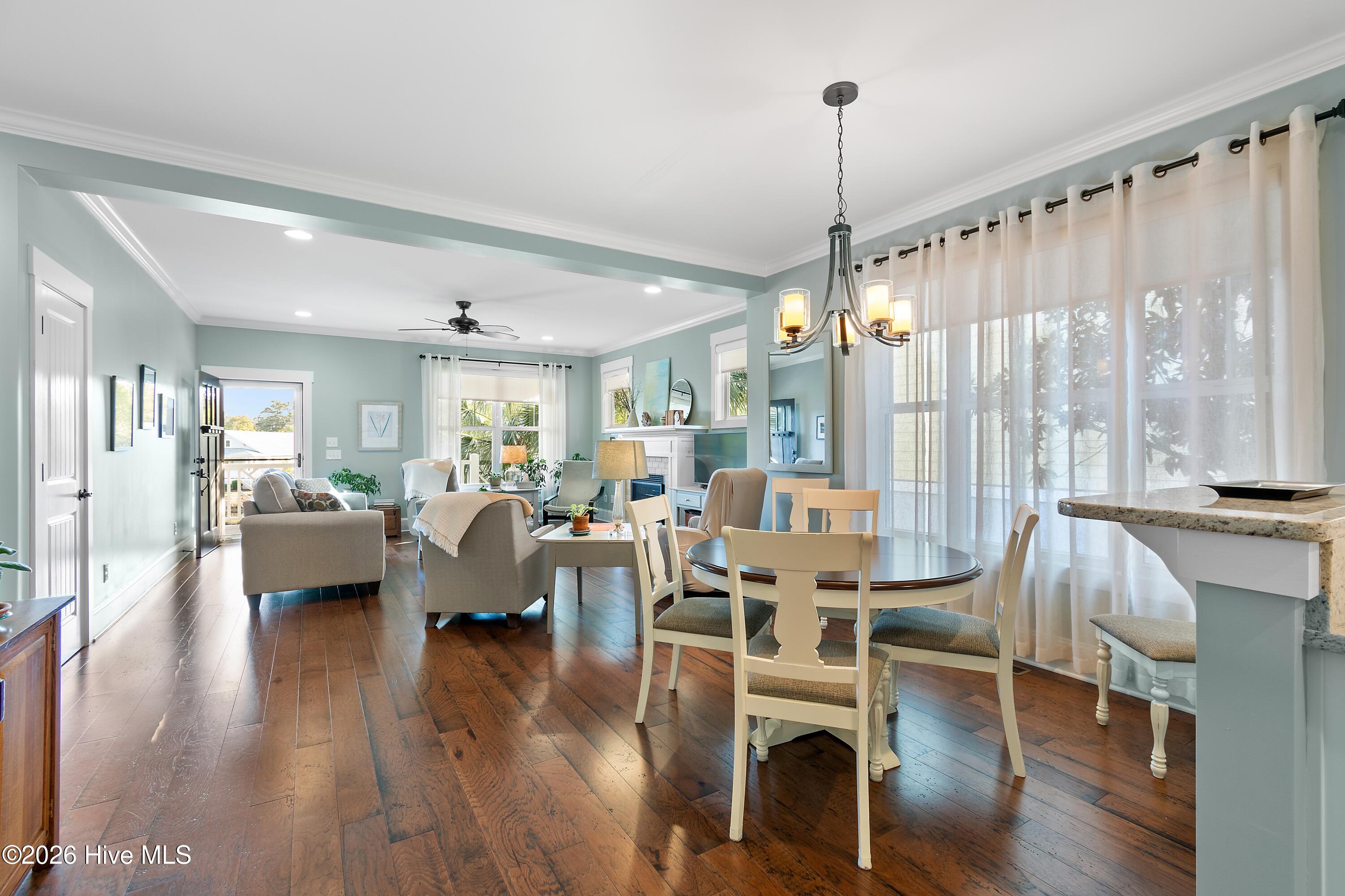 100567092 | Photo 17