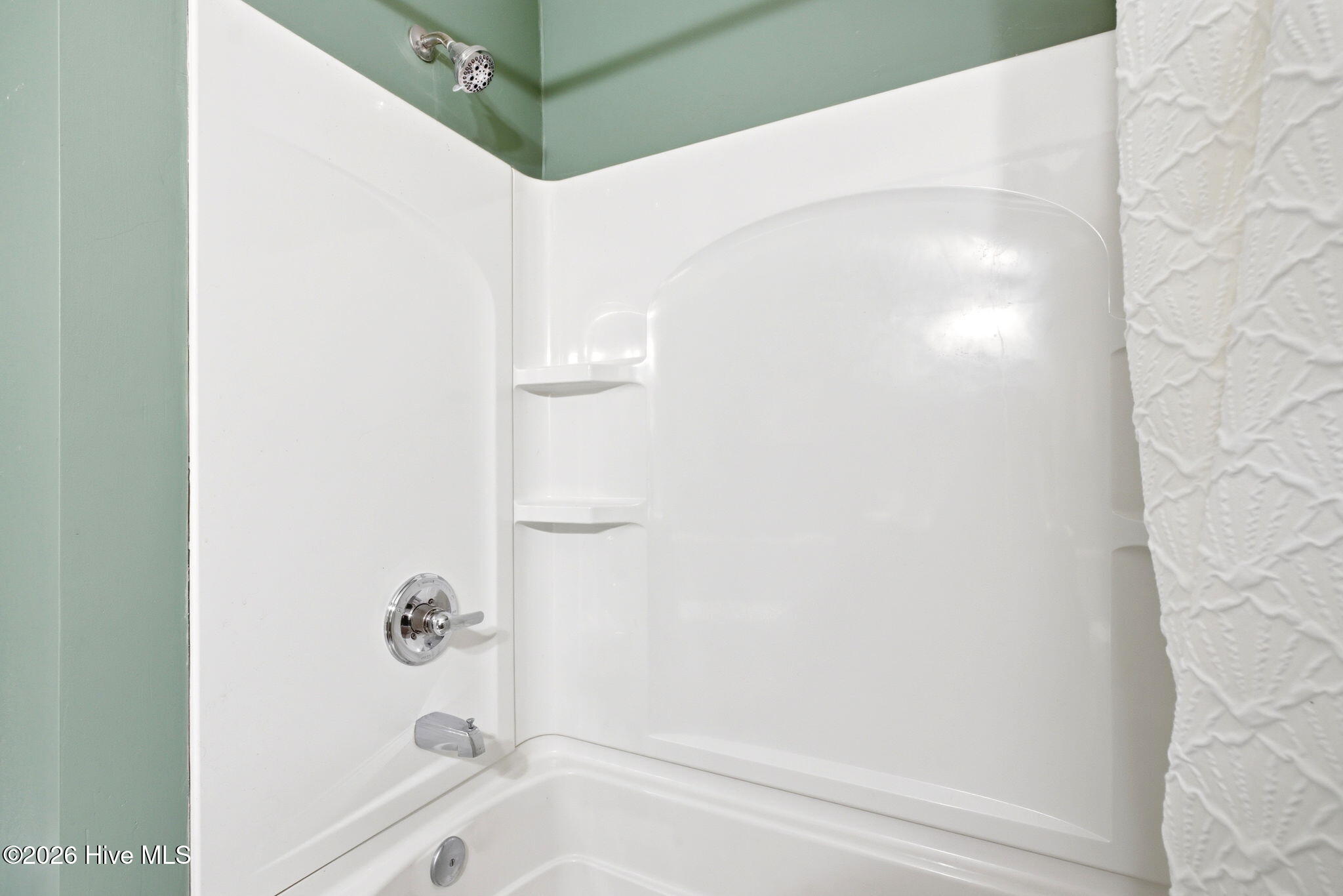 100564618 | Photo 36