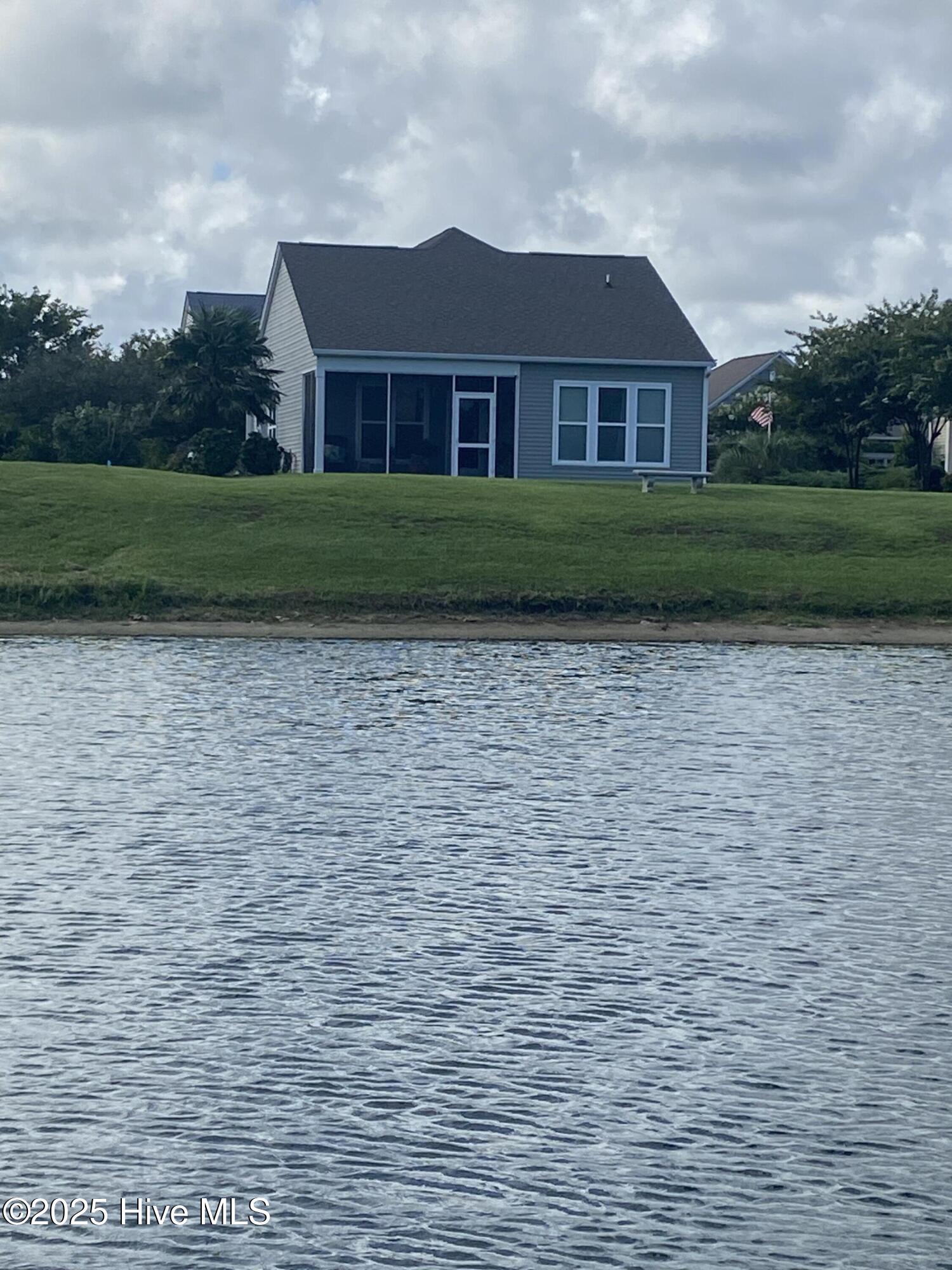 100534104 | Photo 22