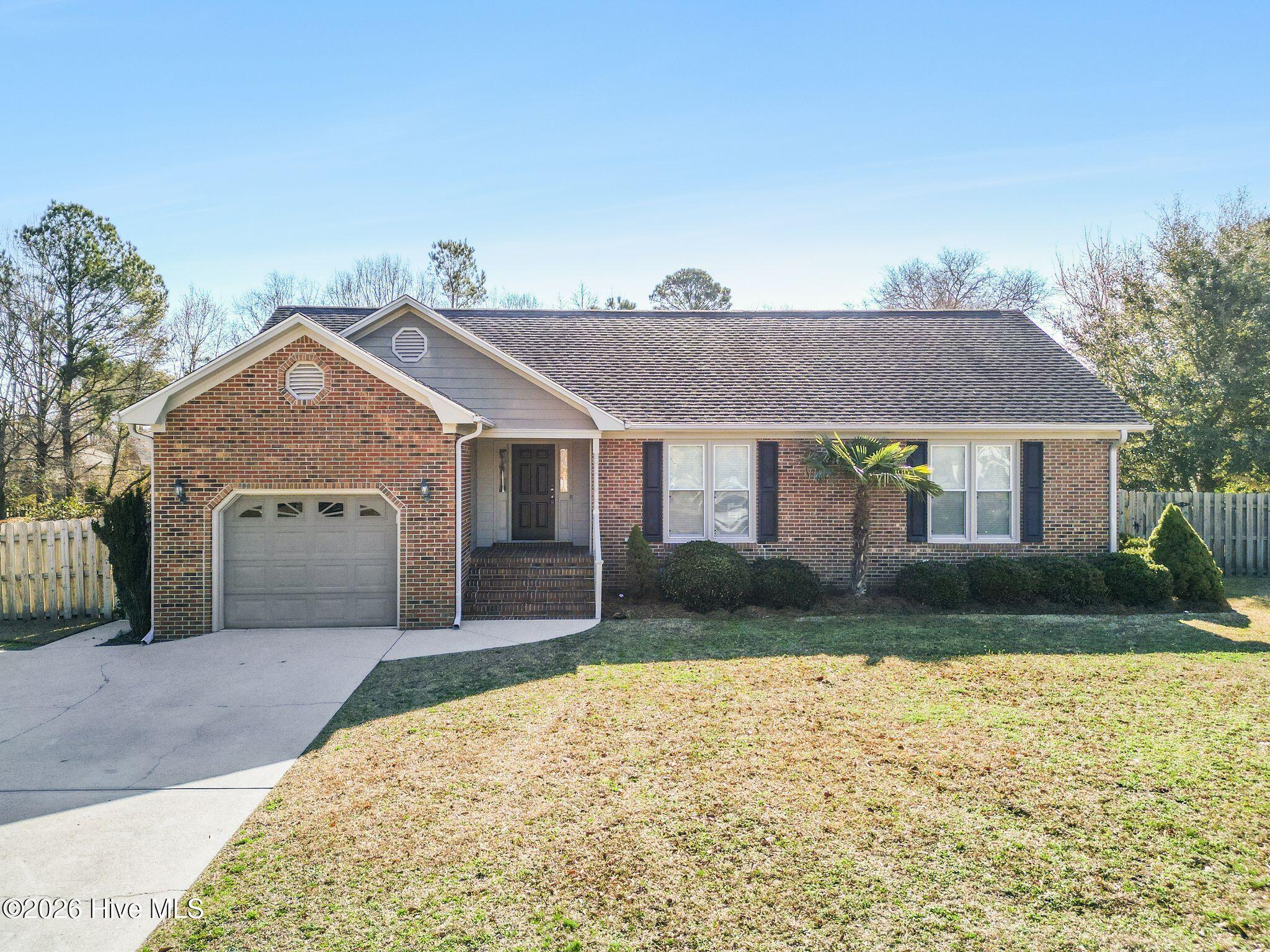 100556381 | Photo 69