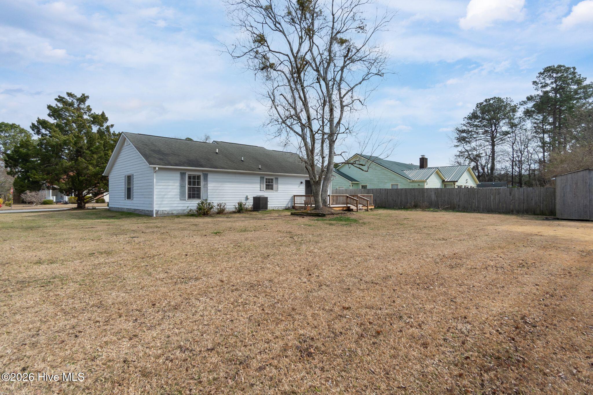 300 Quail Ridge Road, Jacksonville, NC, 28546