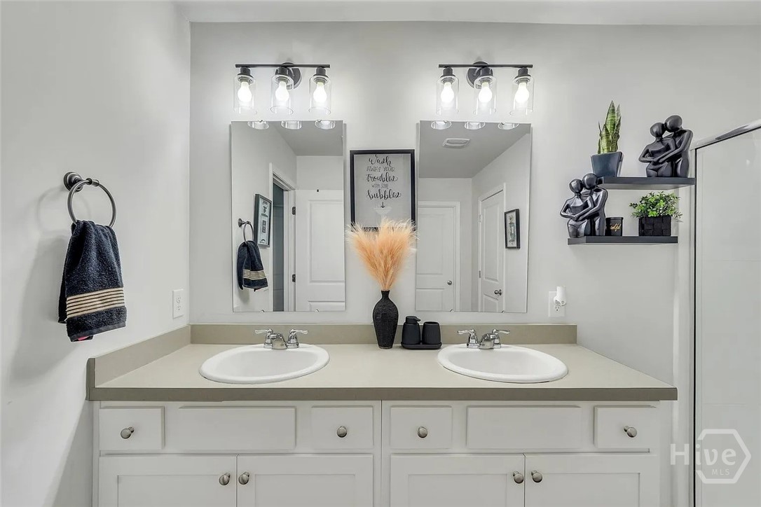 Dual Vanities
