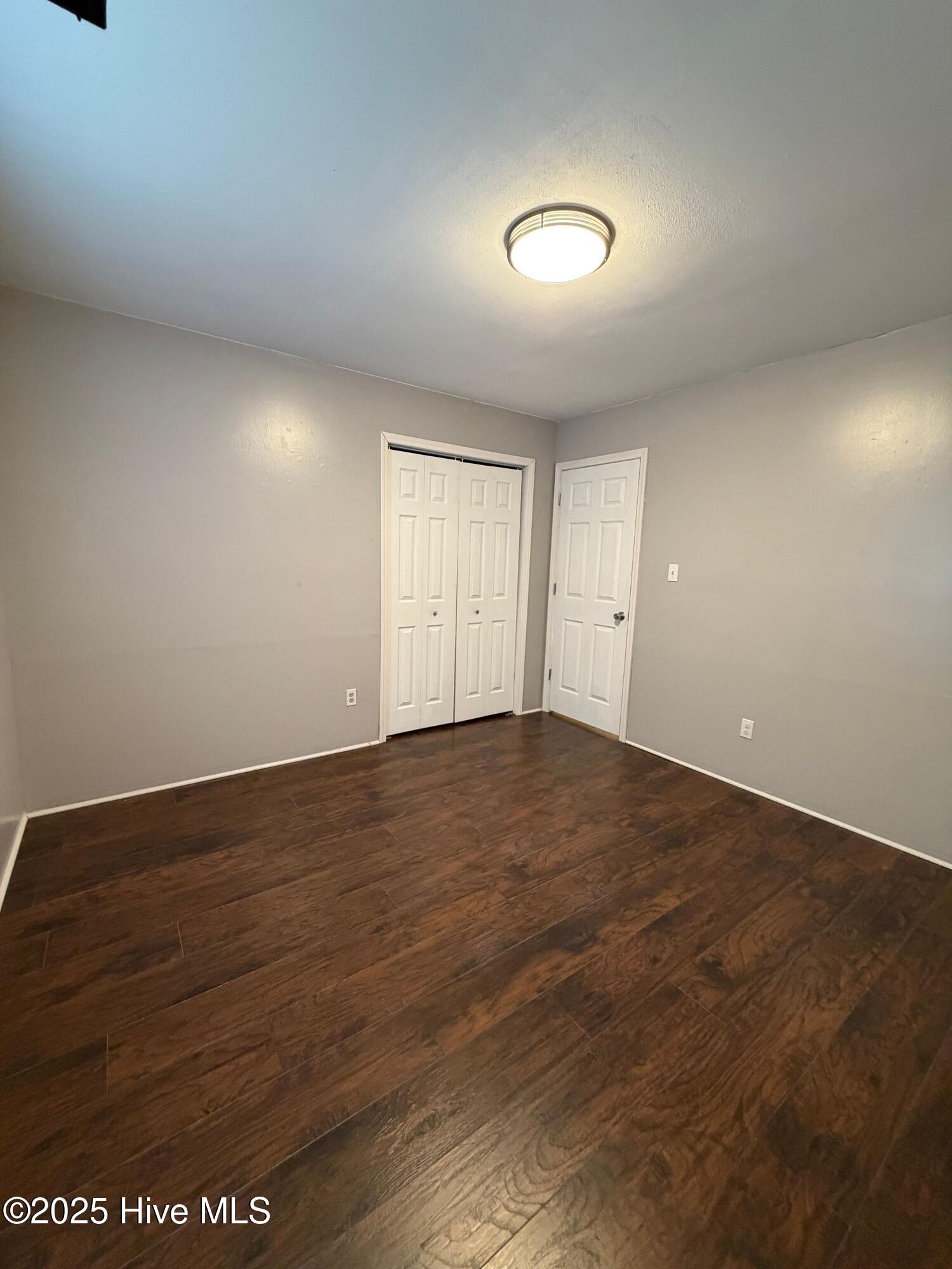 100539782 | Photo 10