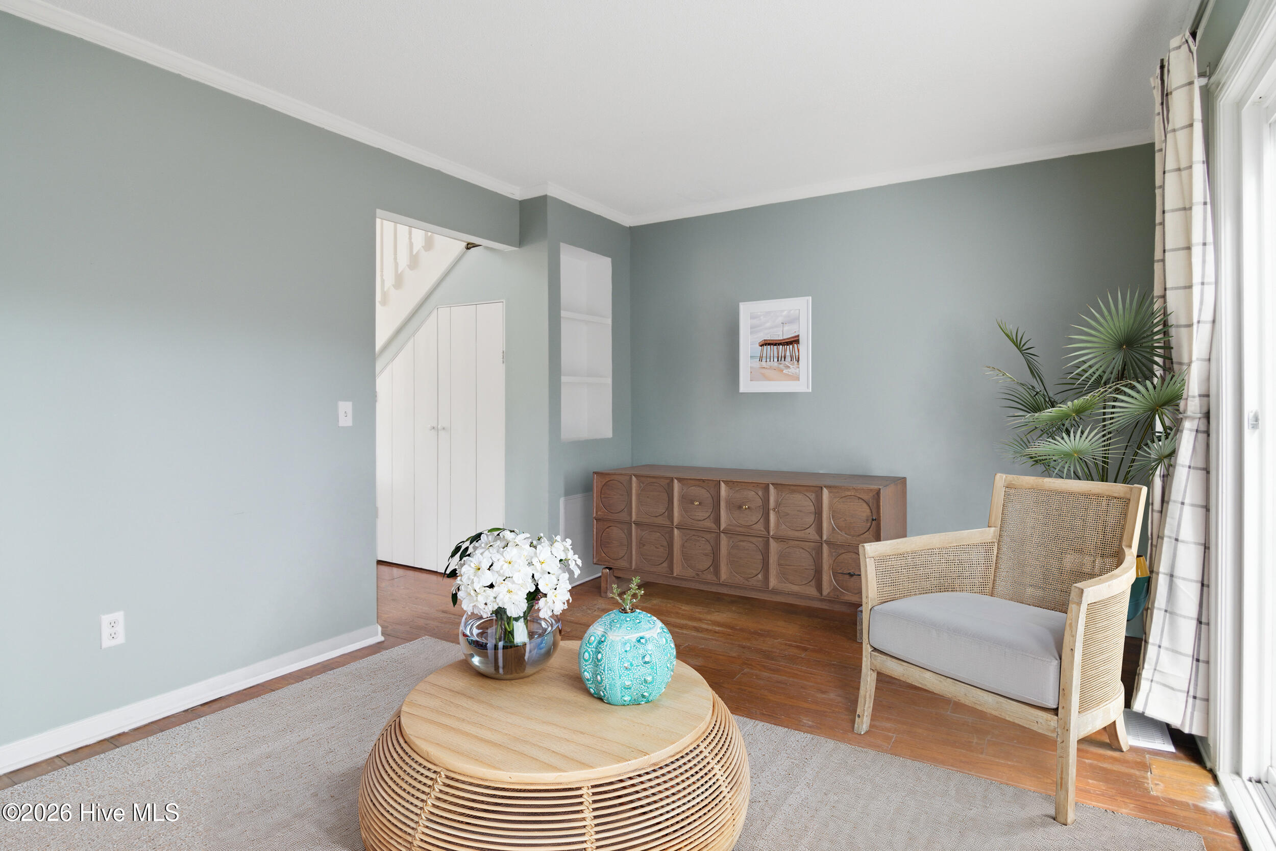 100553328 | Photo 11