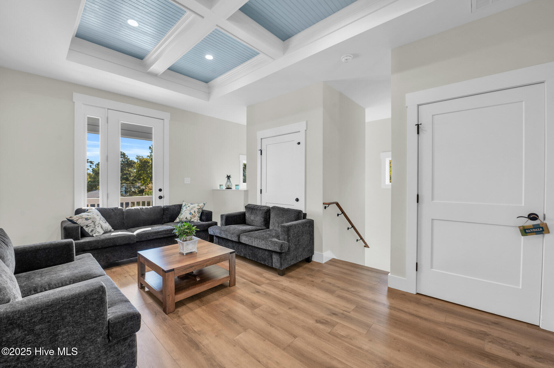 100539470 | Photo 17