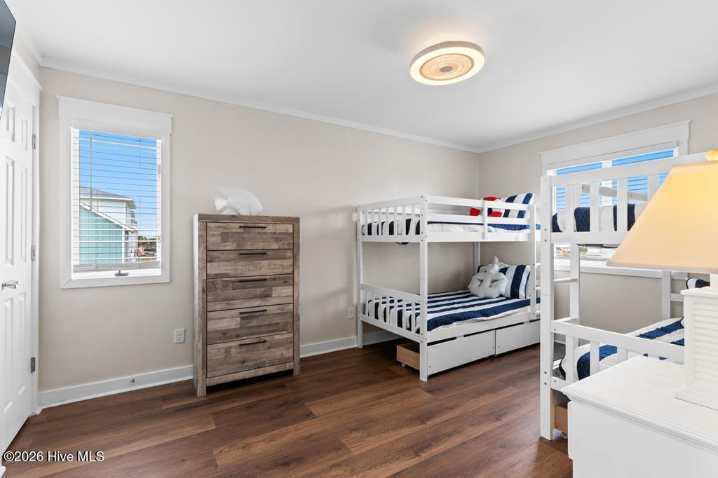 100556593 | Photo 52