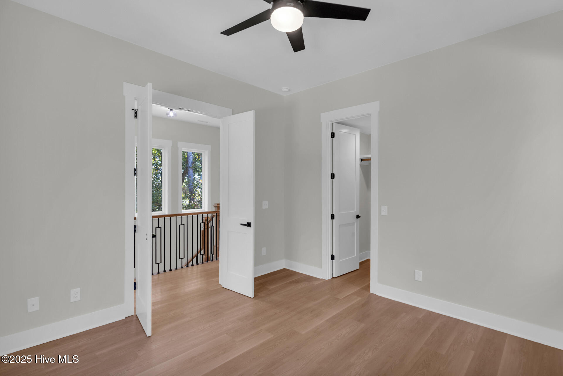 100539388 | Photo 35