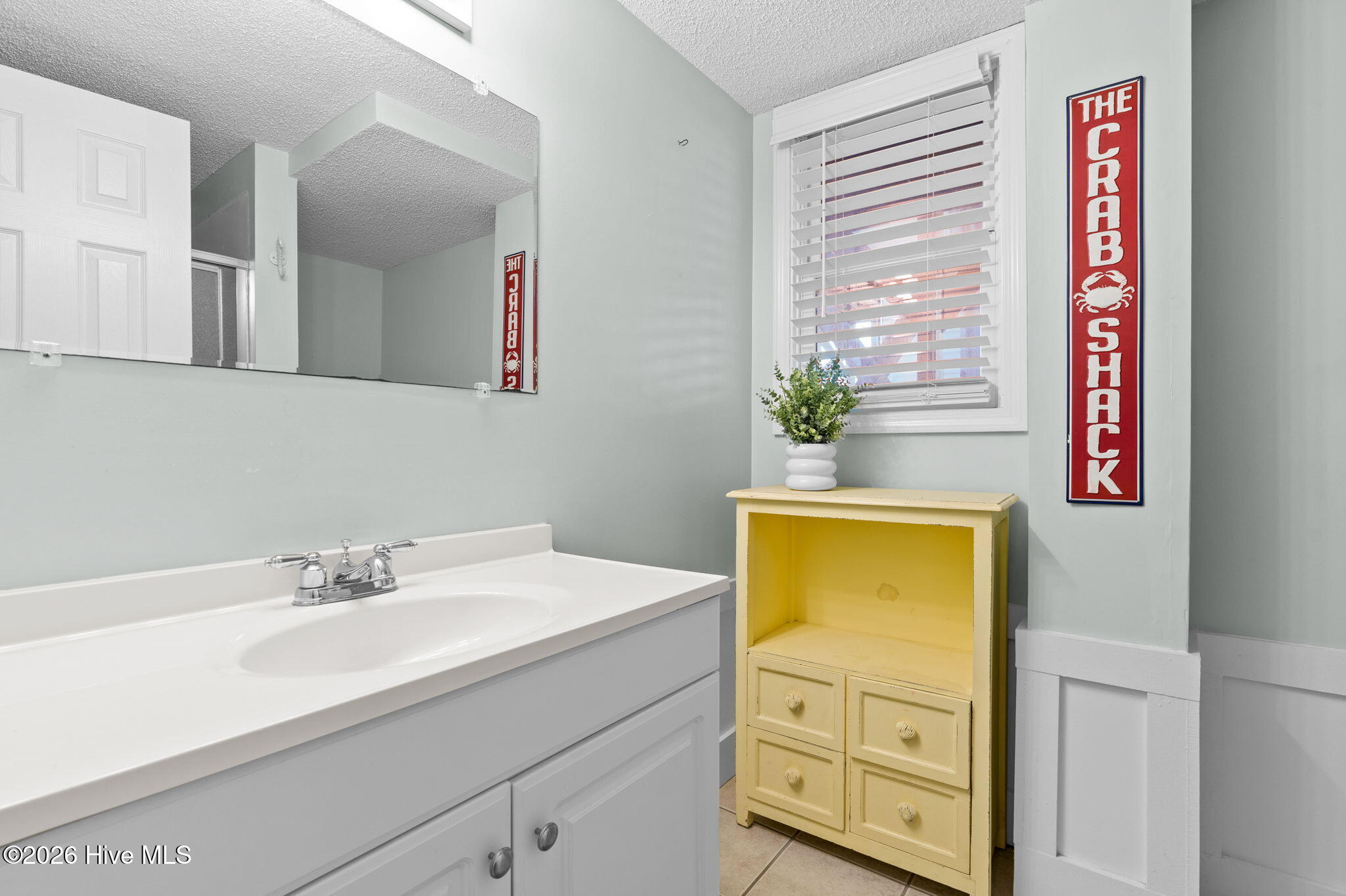 100549664 | Photo 34