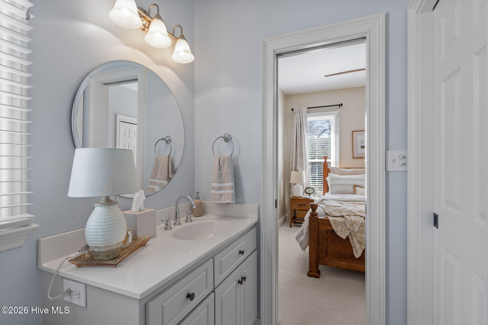 100564059 | Photo 31