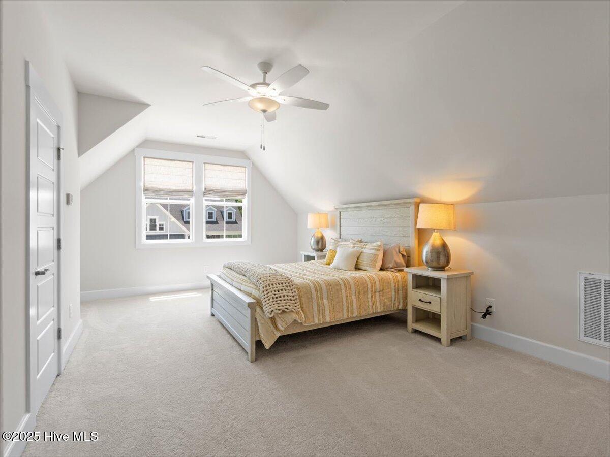 100516442 | Photo 20