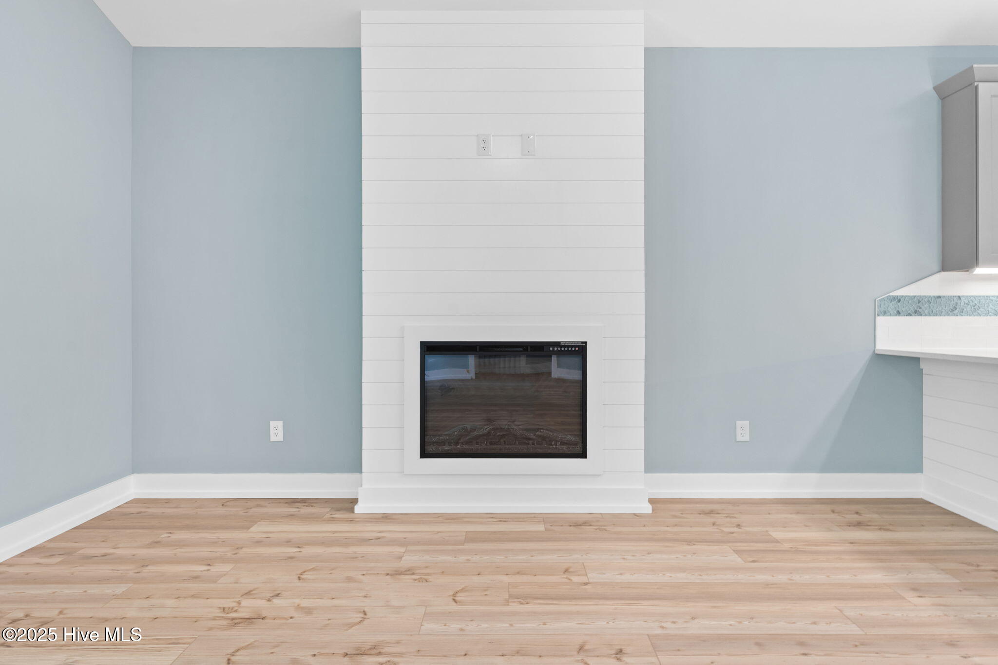 100524435 | Photo 14