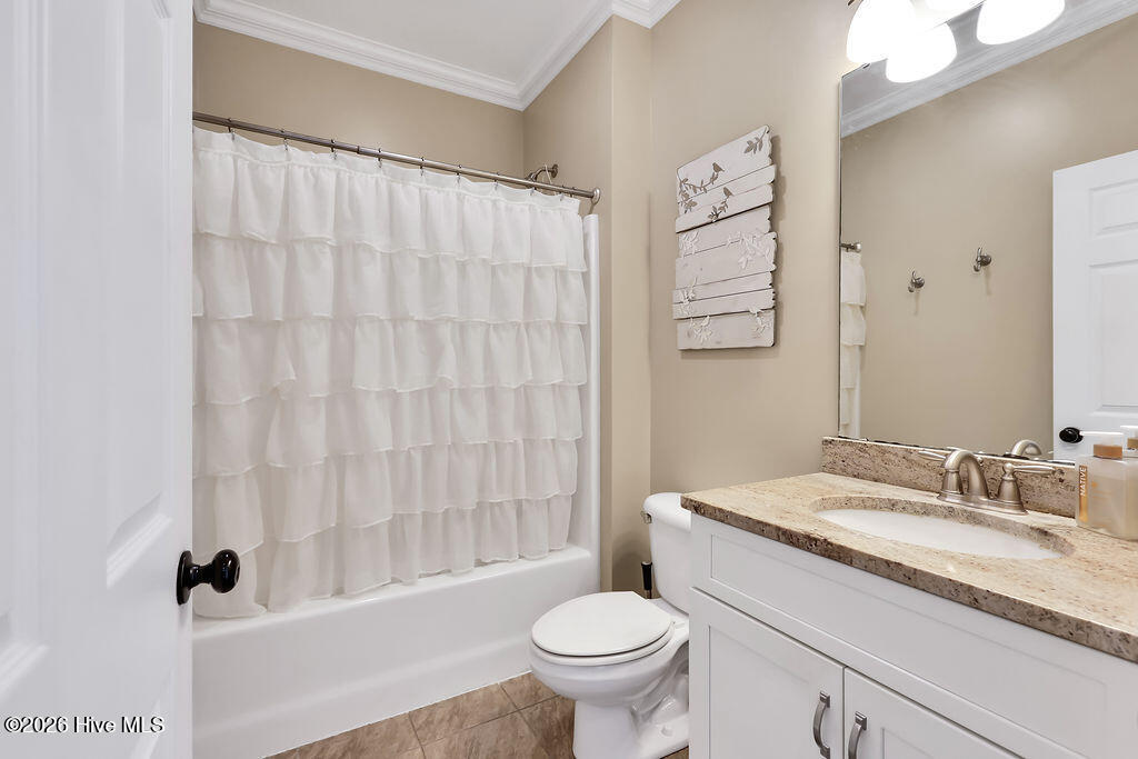 100547742 | Photo 20