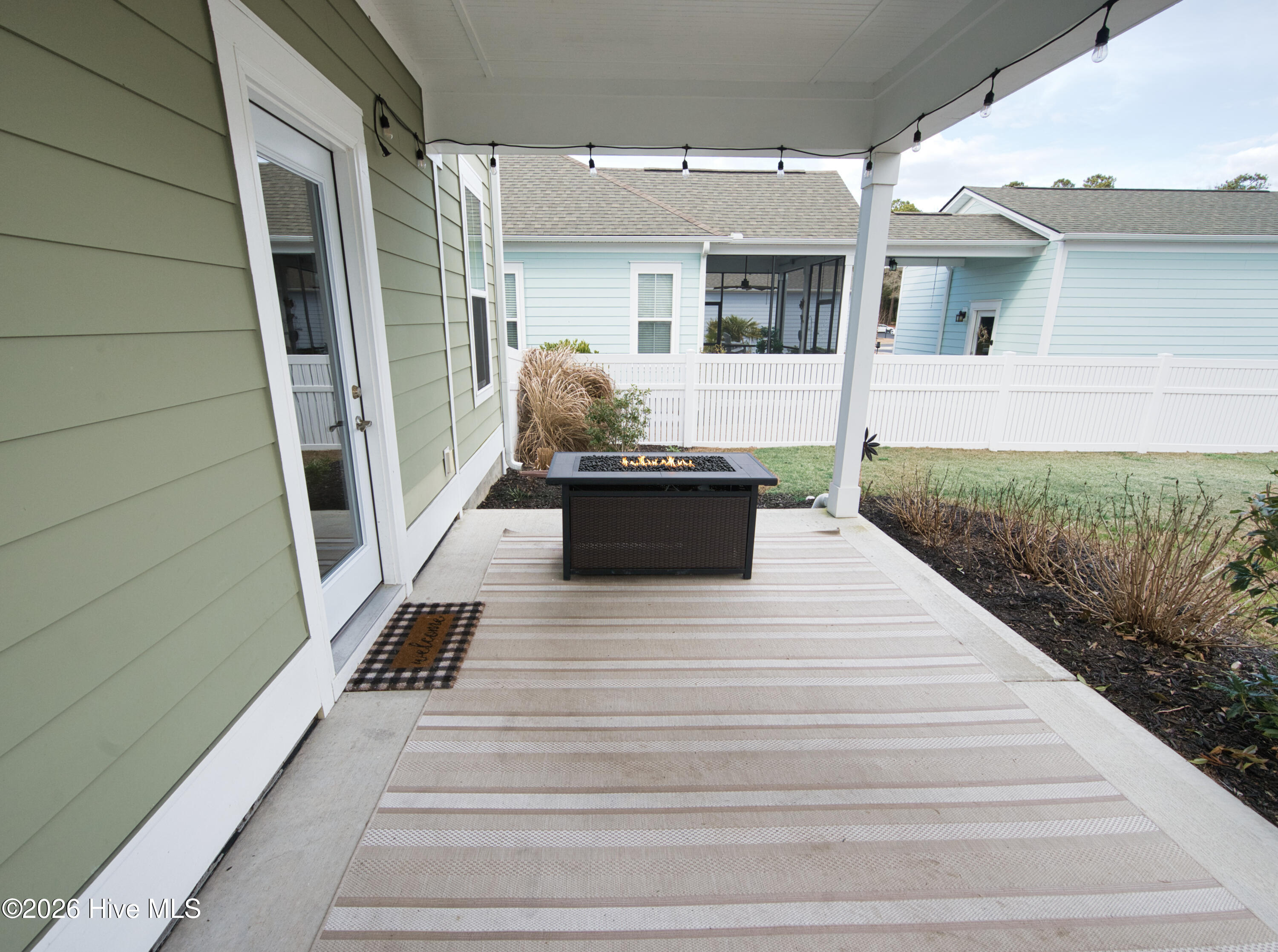 100551337 | Photo 14