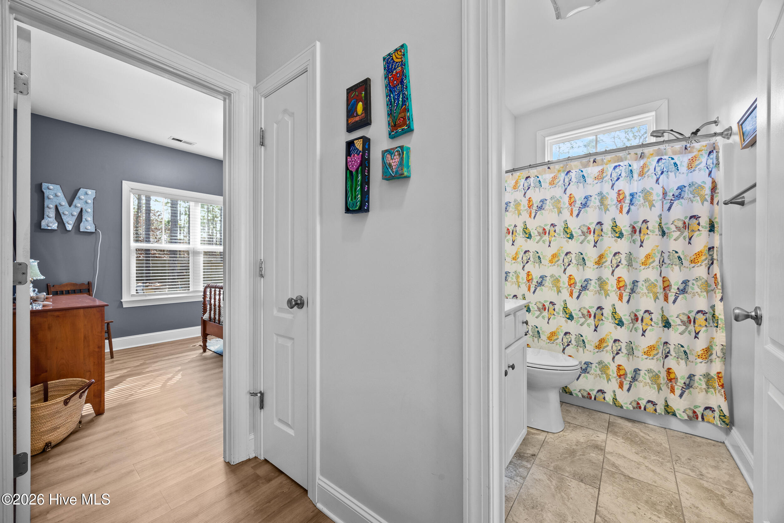 100553911 | Photo 27