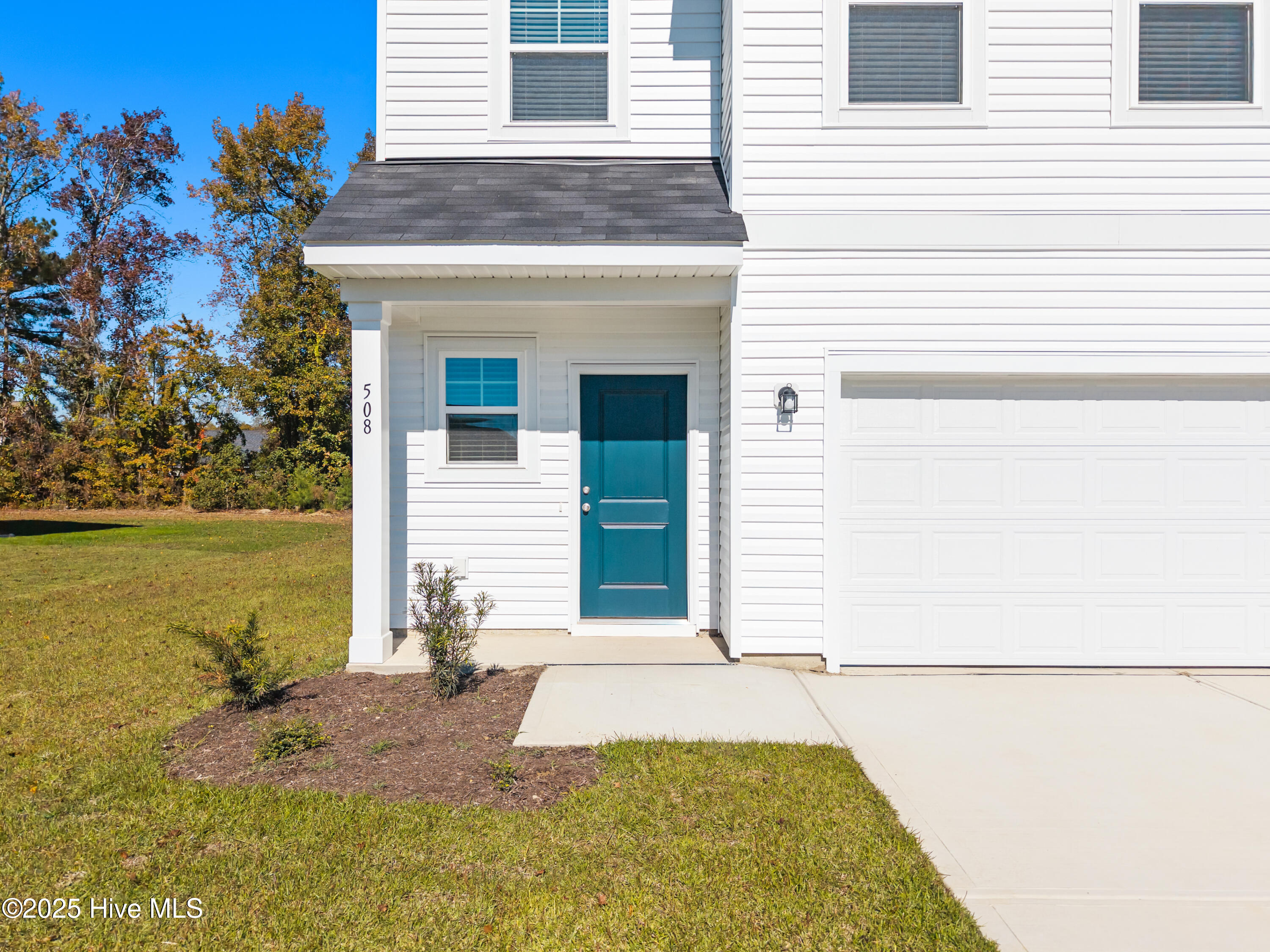 508 Sandy Hollow Drive, Jacksonville, NC 28540 – photo 5: WIL-Sandy Hollow Dr-Givens-508 Sandy Hol
