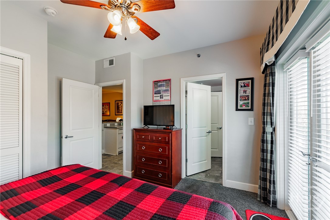 250 W Broad Street 615