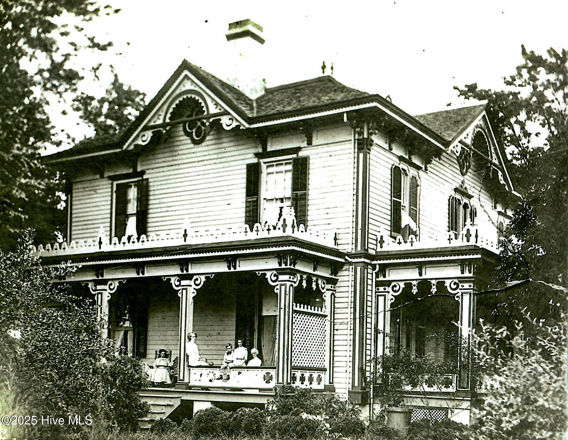 Homes for sale in Murfreesboro, NC | 625 W Main St, Murfreesboro, NC 27855 | MLS# 100536933