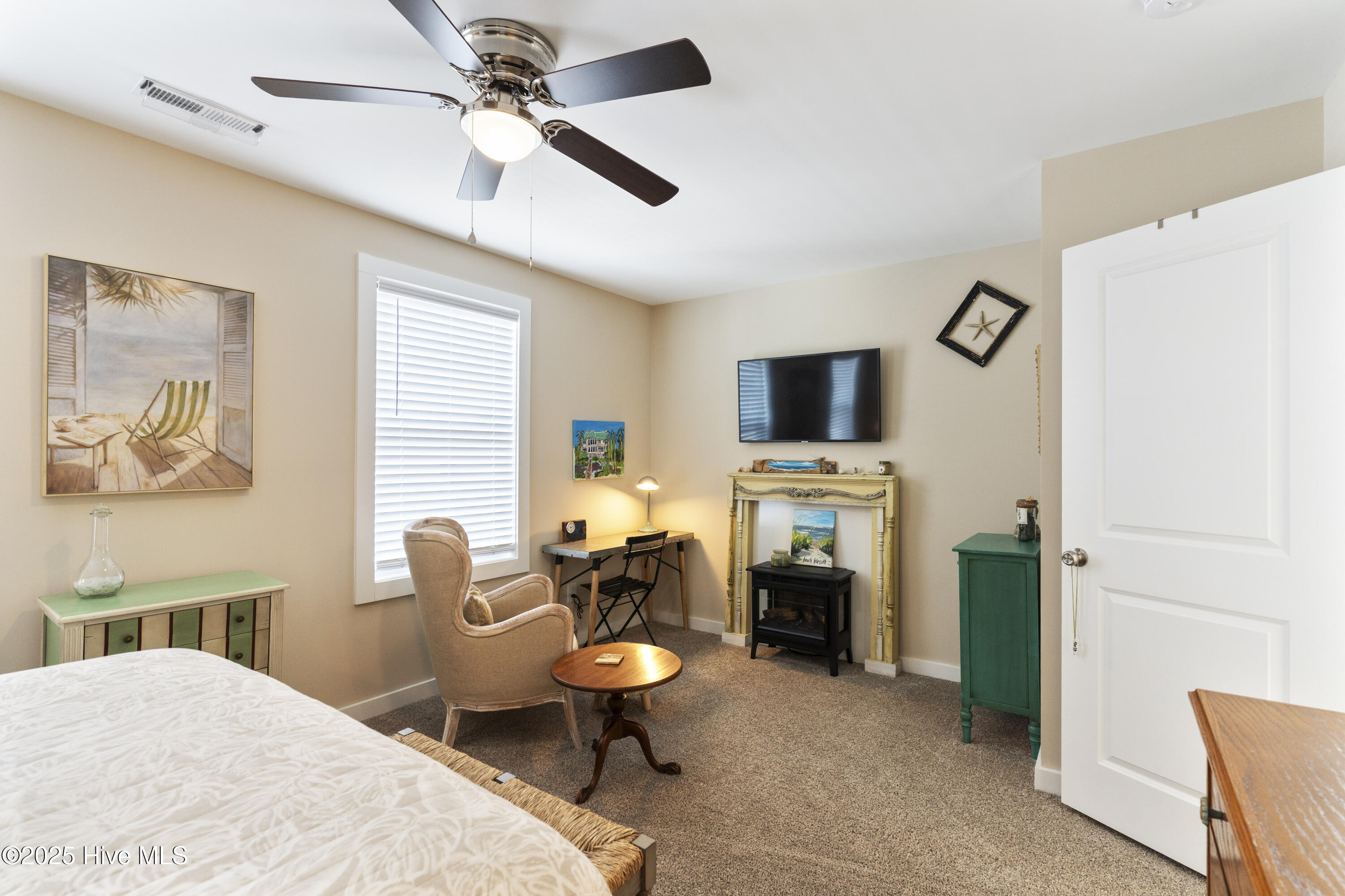 100505761 | Photo 29