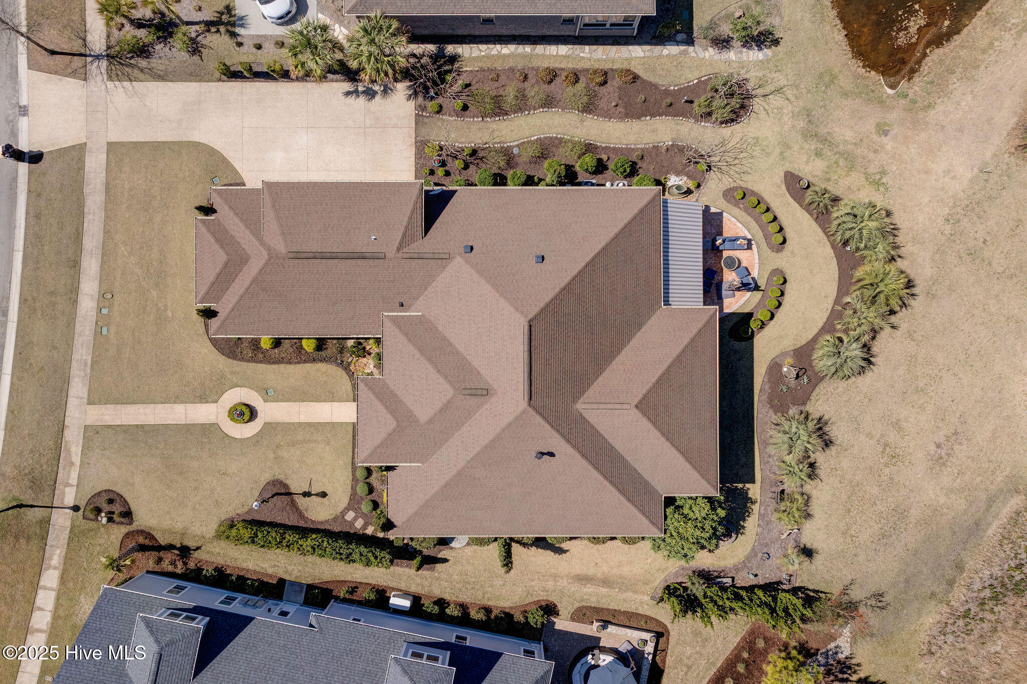 100550746 | Photo 61