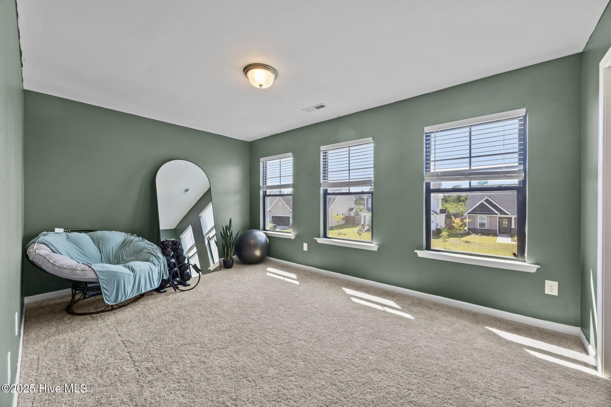 100522183 | Photo 22