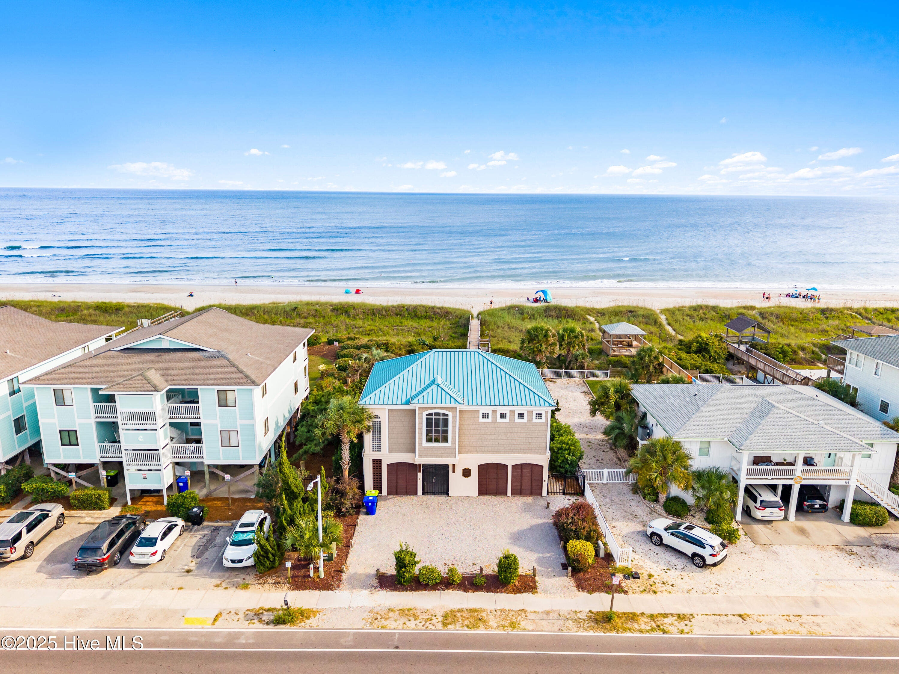 100530608 | Photo 66