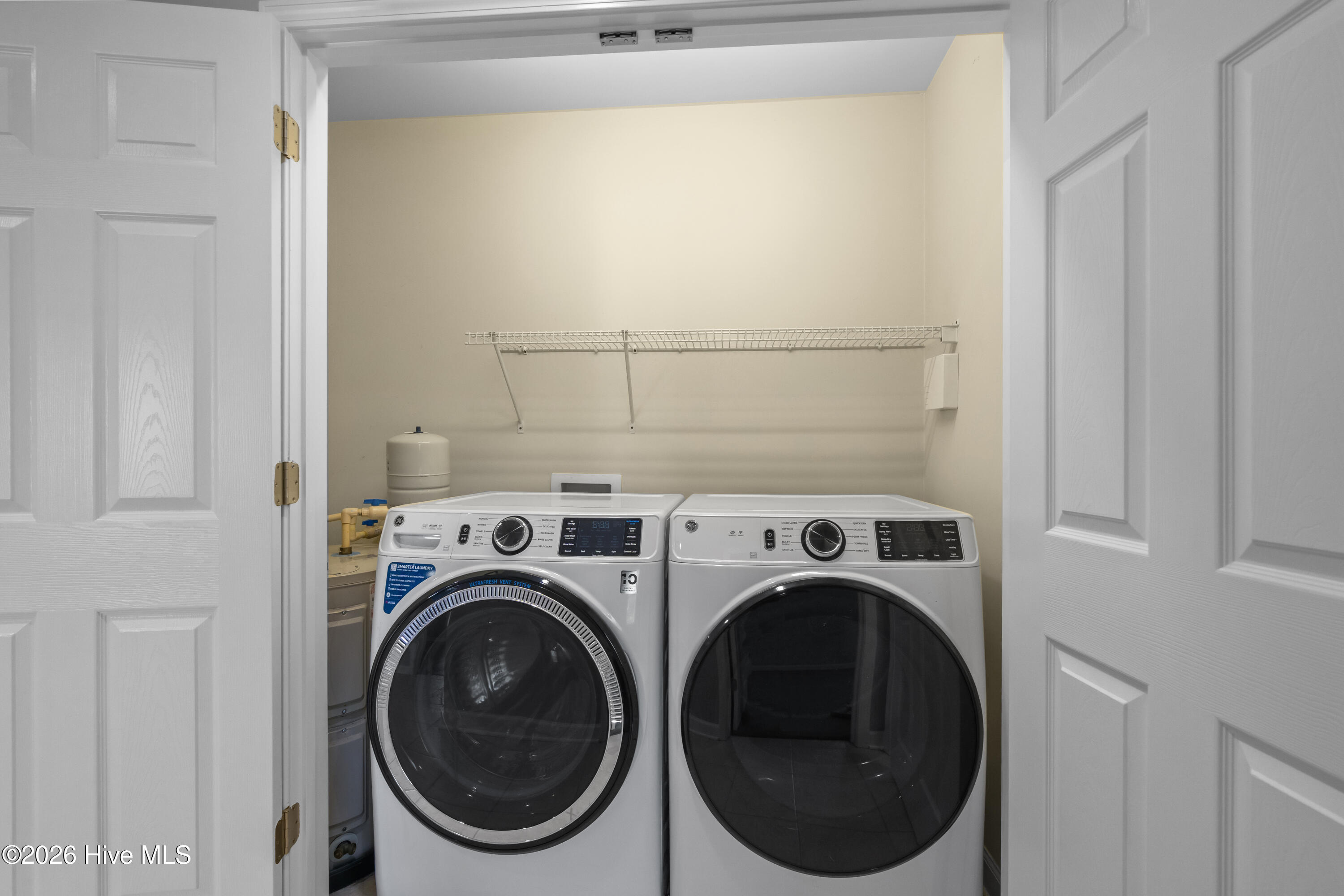 100567546 | Photo 22