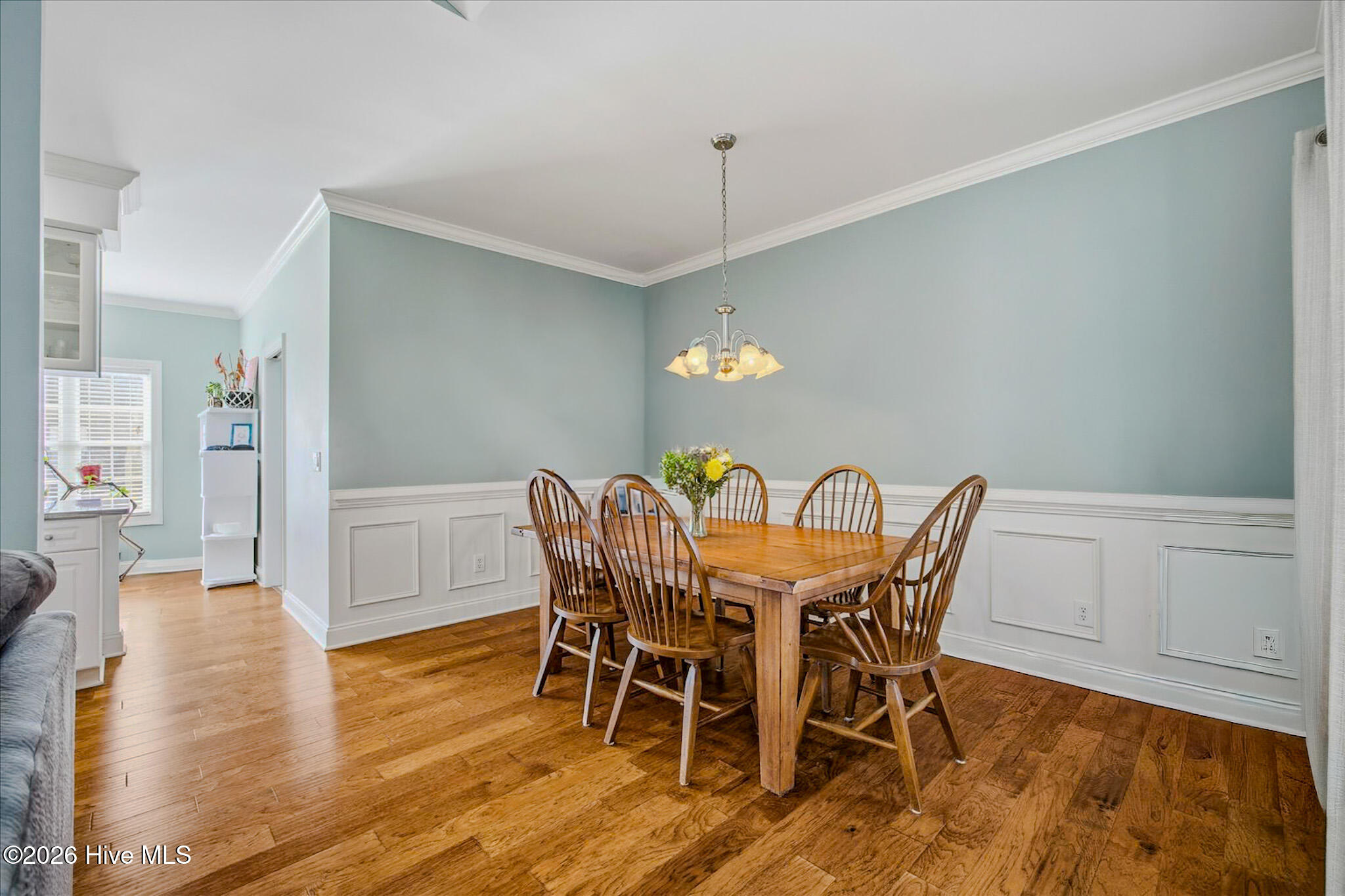 100554989 | Photo 12