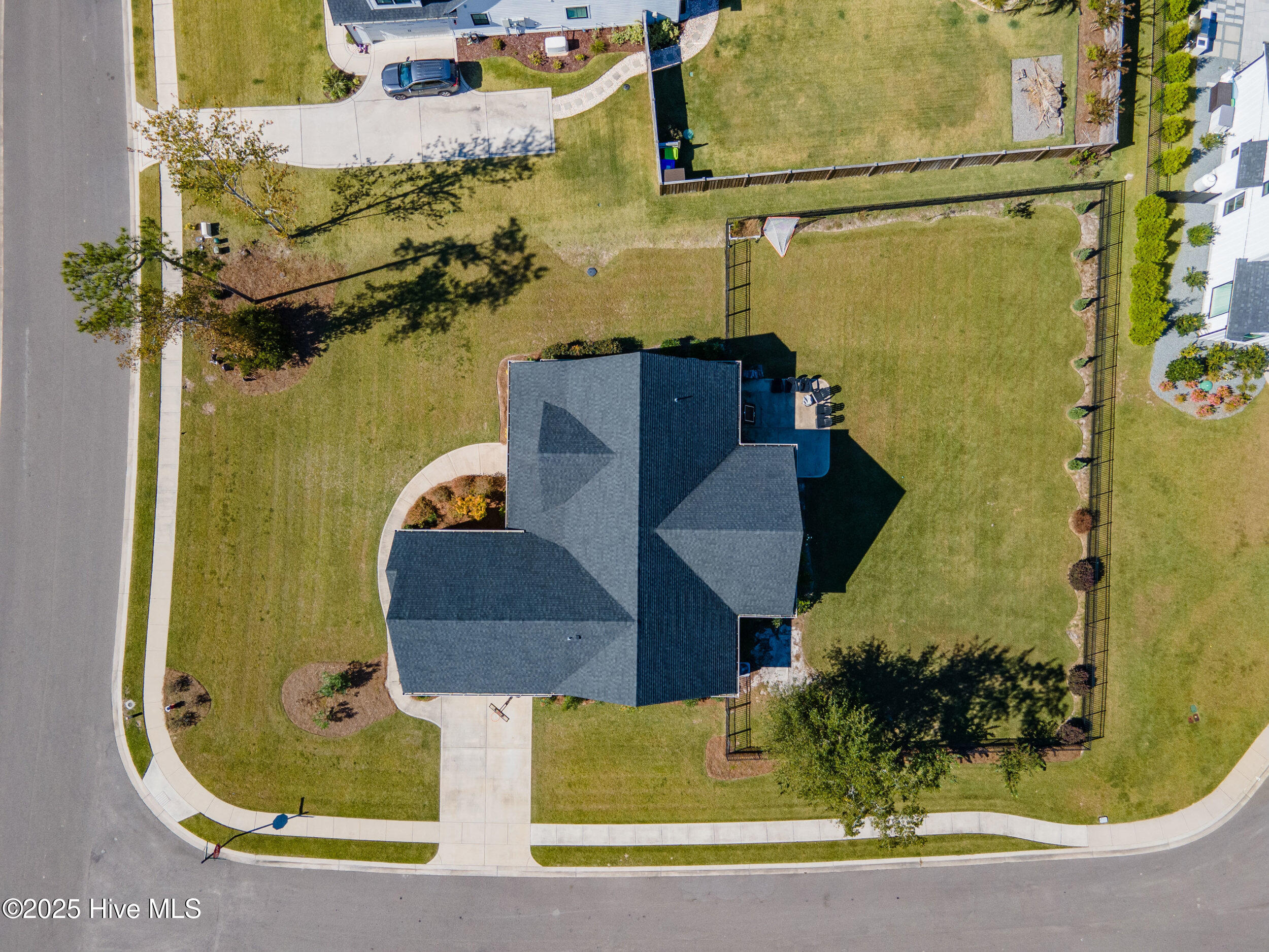 100545299 | Photo 60