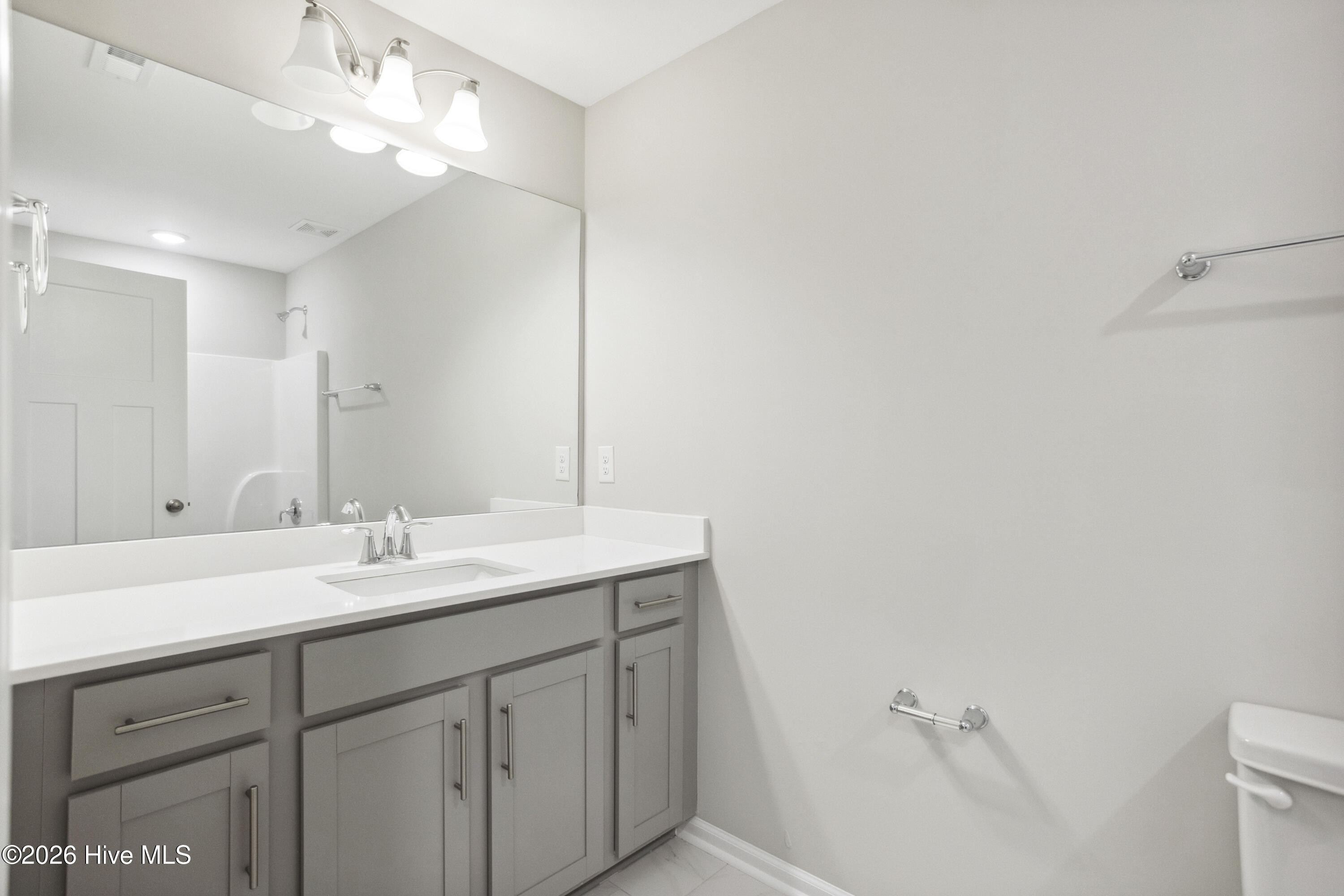 100566515 | Photo 22