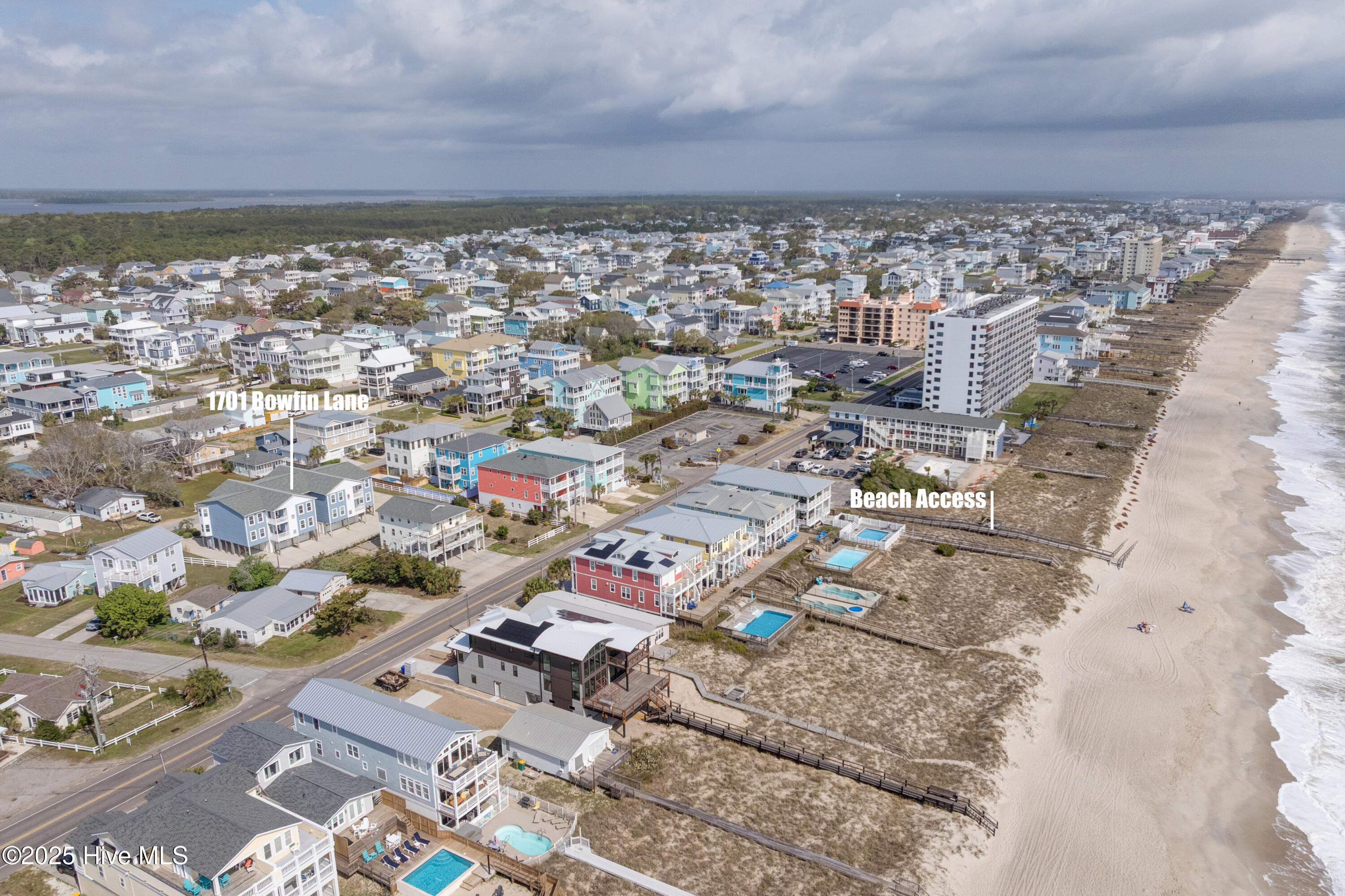 100498855 | Photo 49