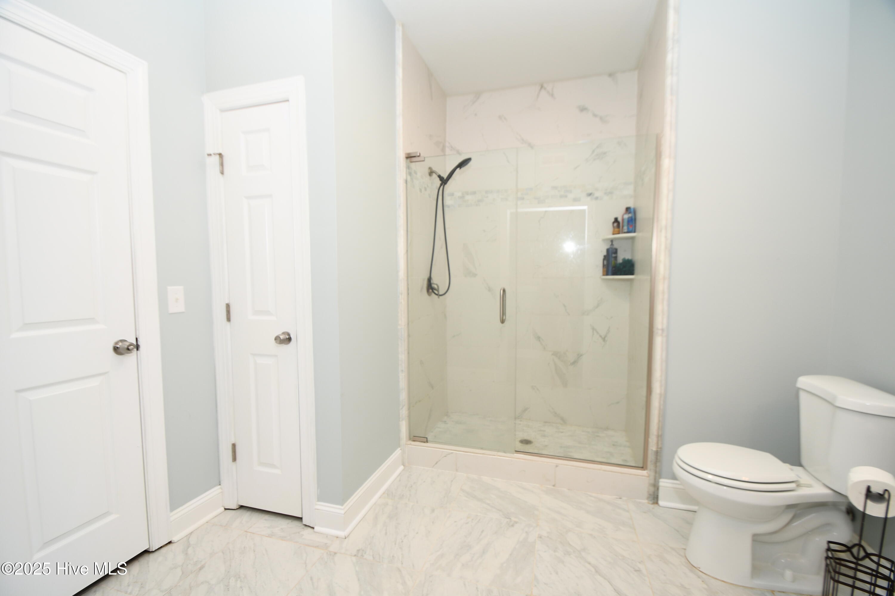 100537590 | Photo 15