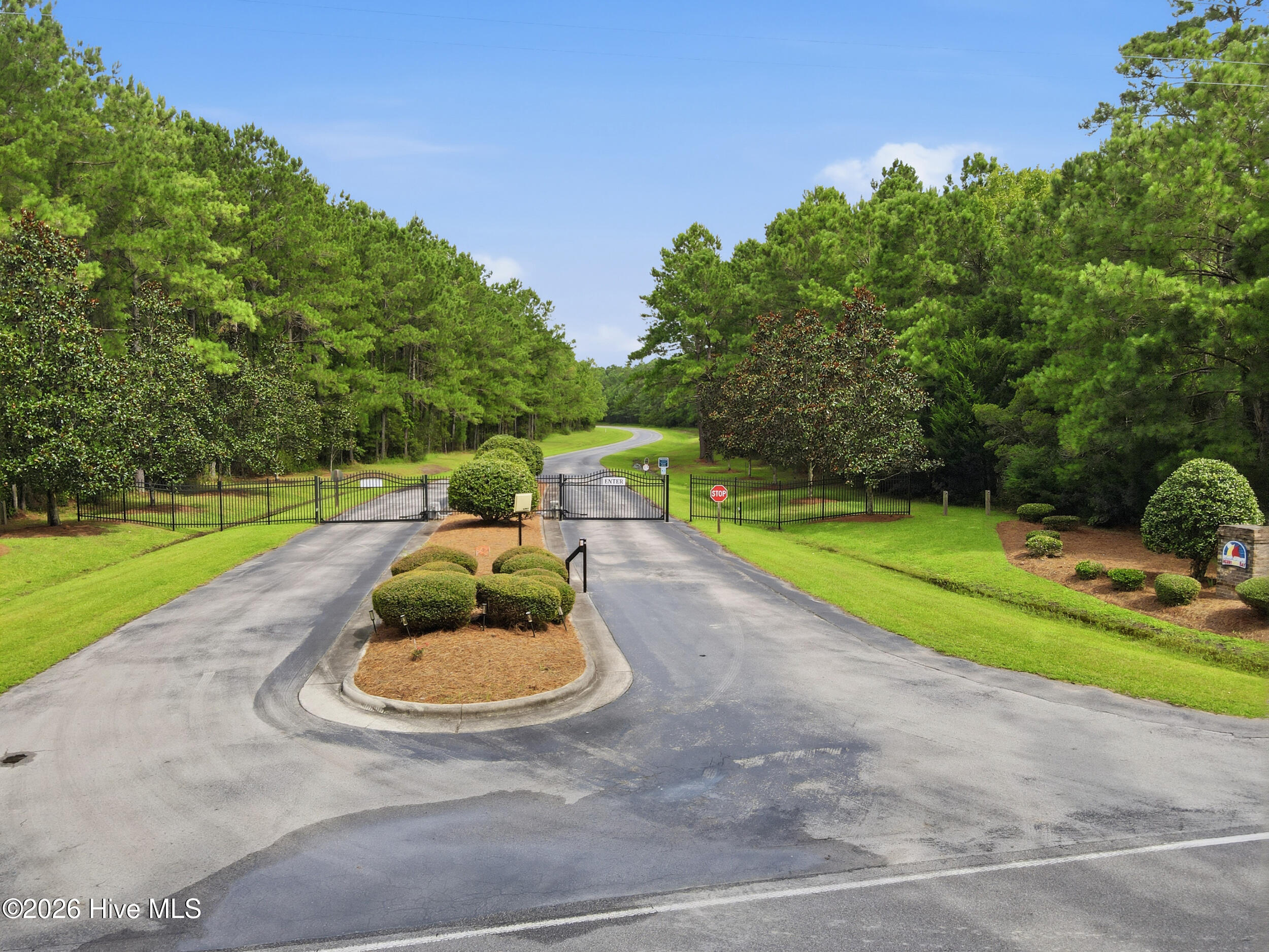 Merrimon Bay Gated Entry