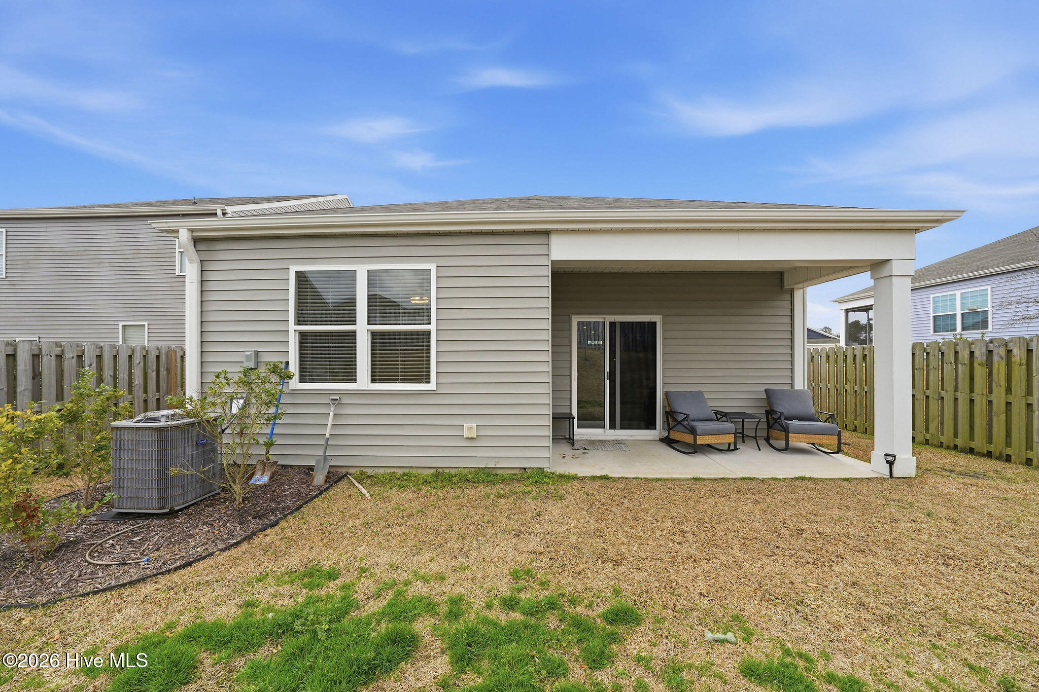 100560678 | Photo 34