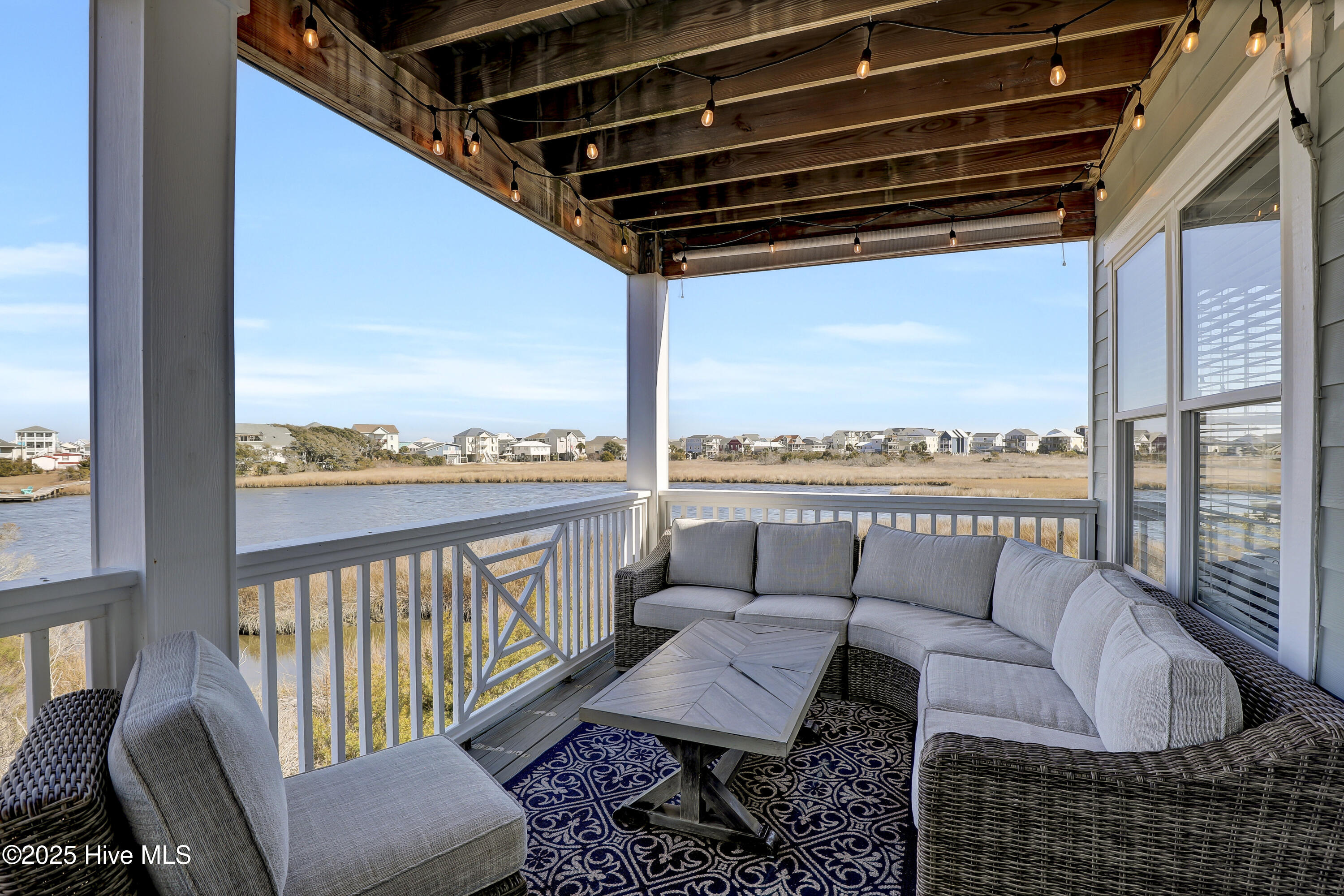 100529954 | Photo 23