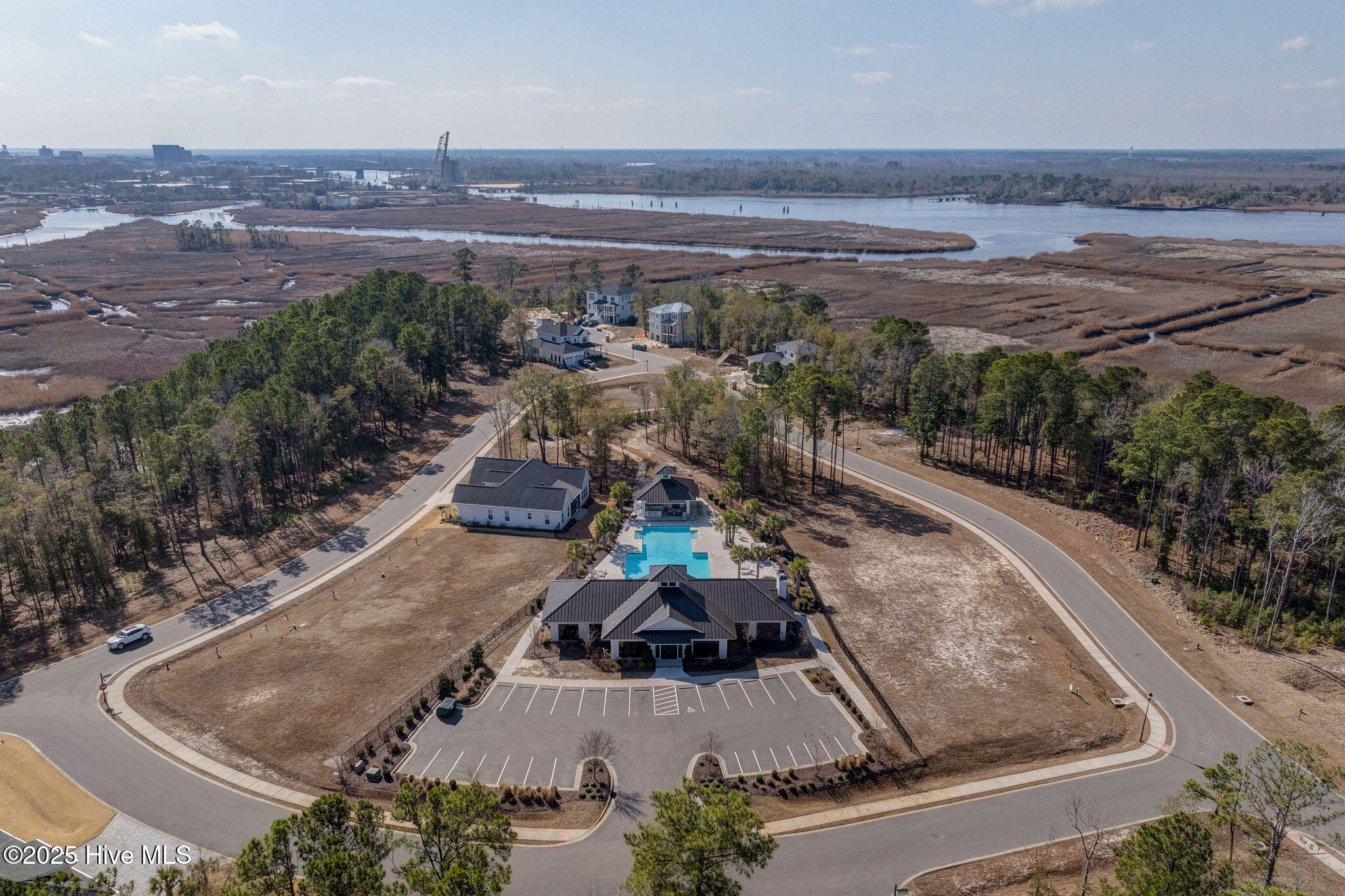 100537676 | Photo 15