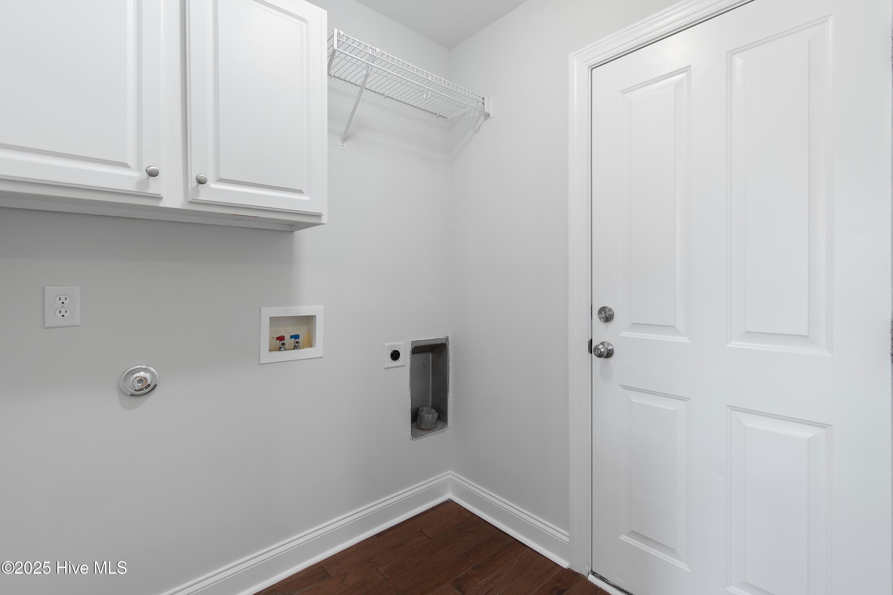 100527568 | Photo 29